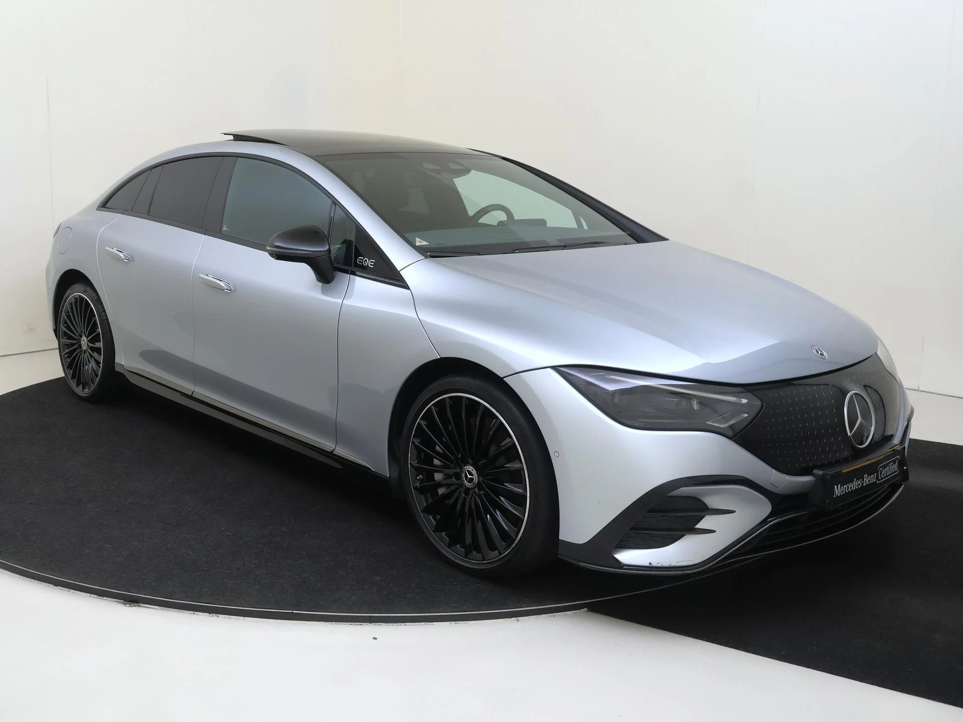 Mercedes-Benz EQE 350+ Launch Edition AMG Line 91 kWh