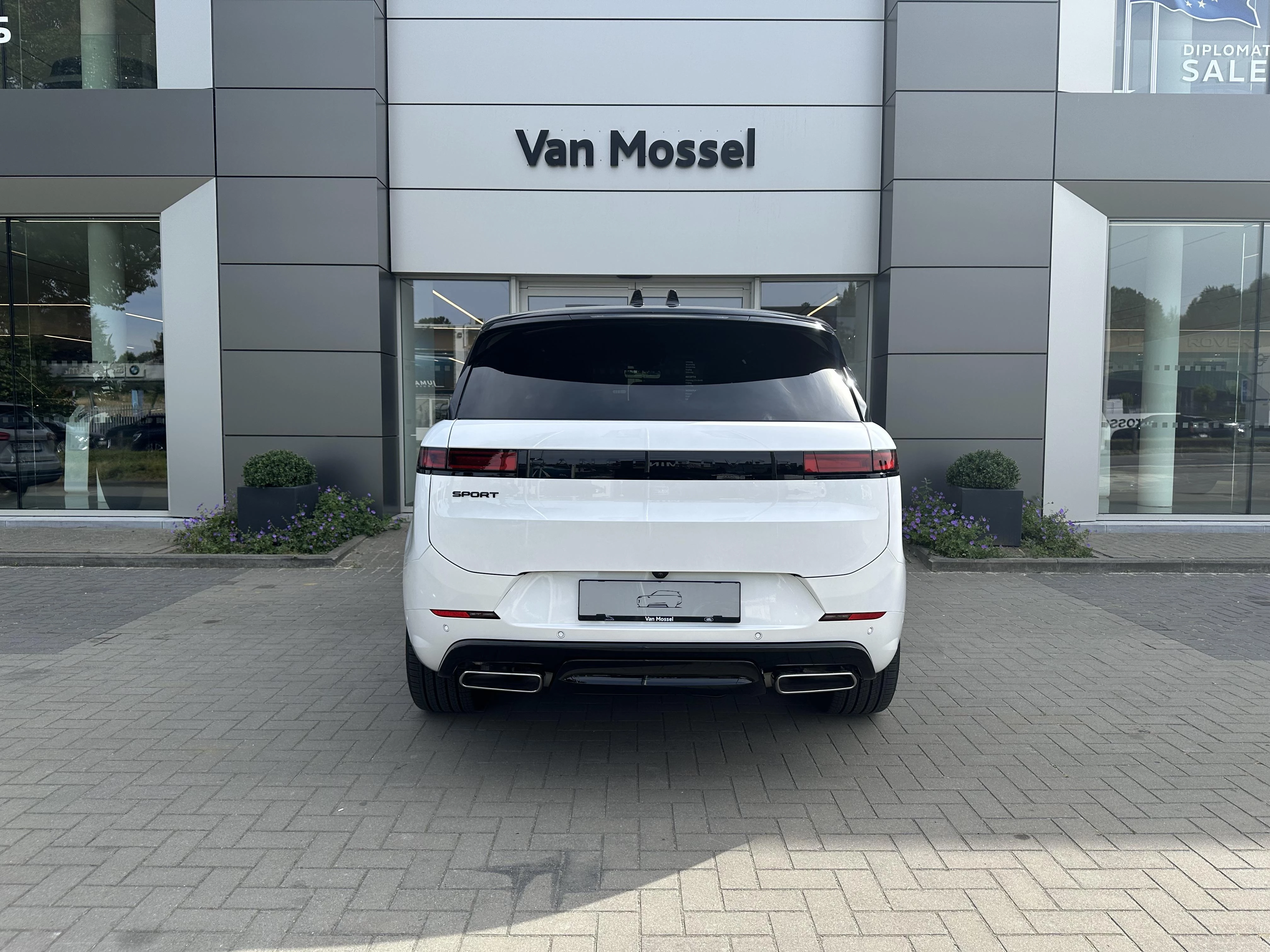 Land Rover-Range Rover Sport-image-7