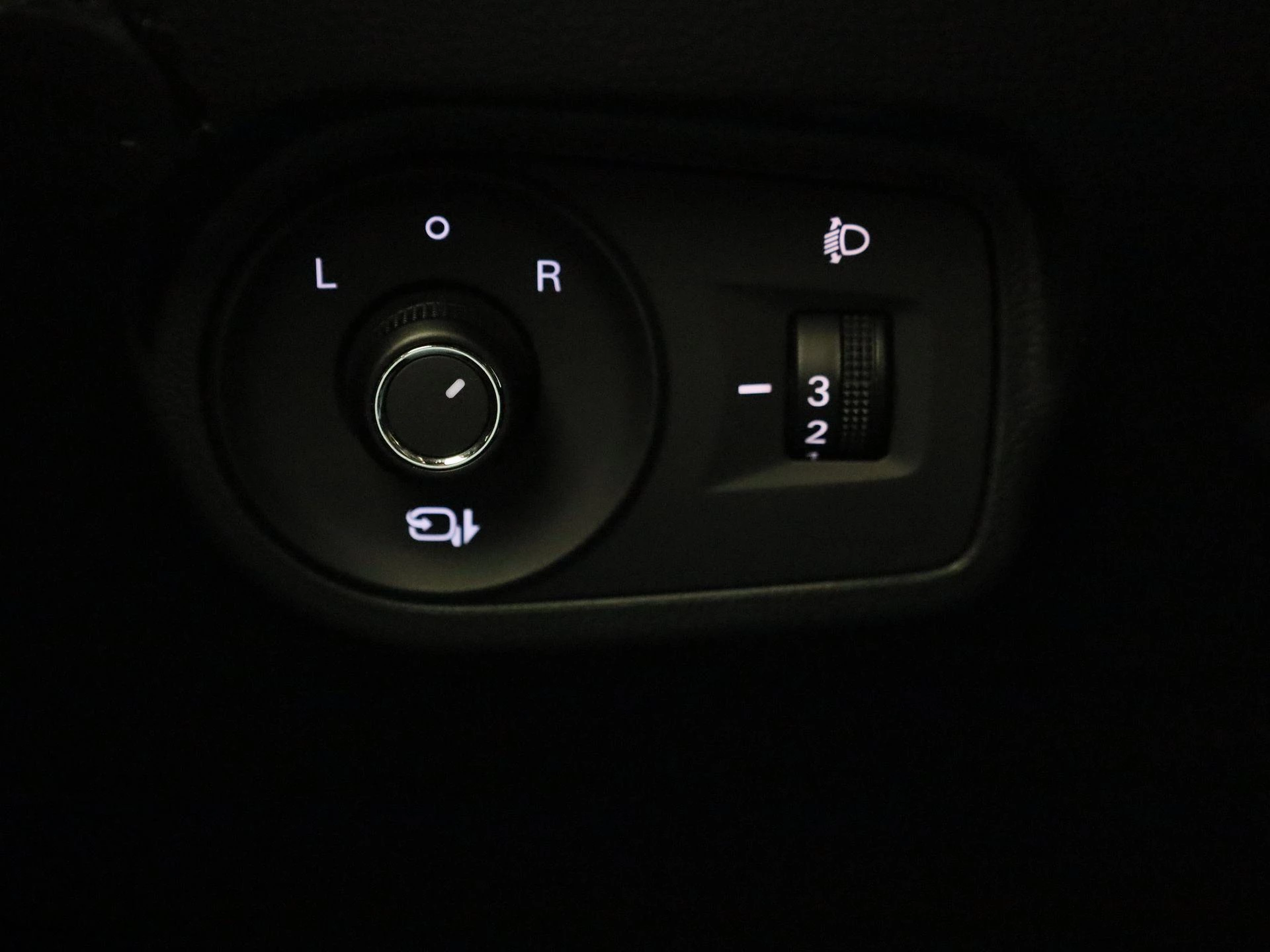 MG-MG4-image-24