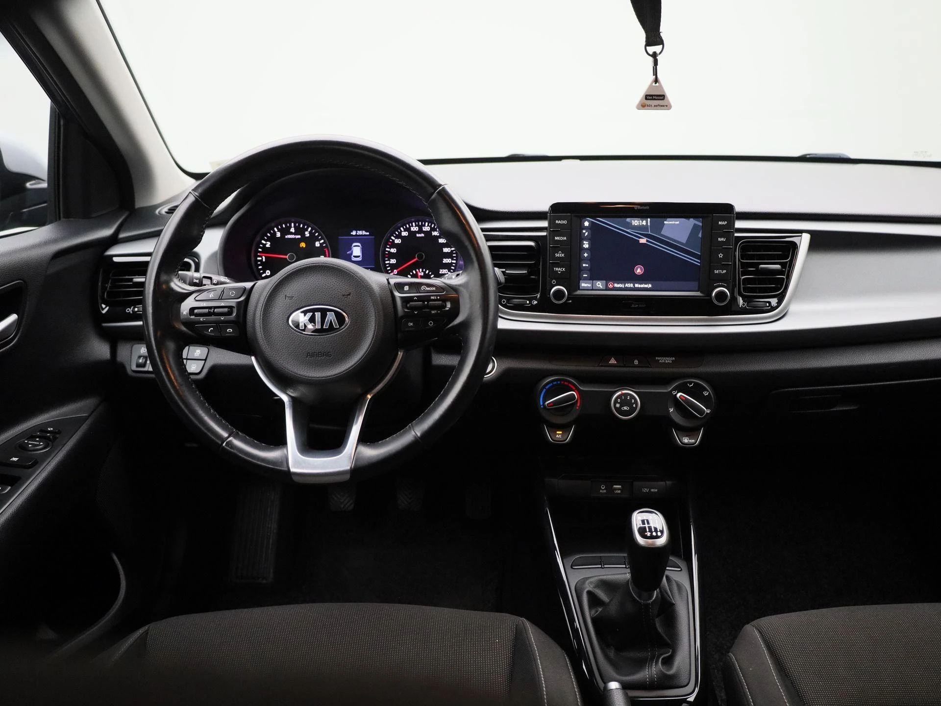 Kia-Rio-image-6