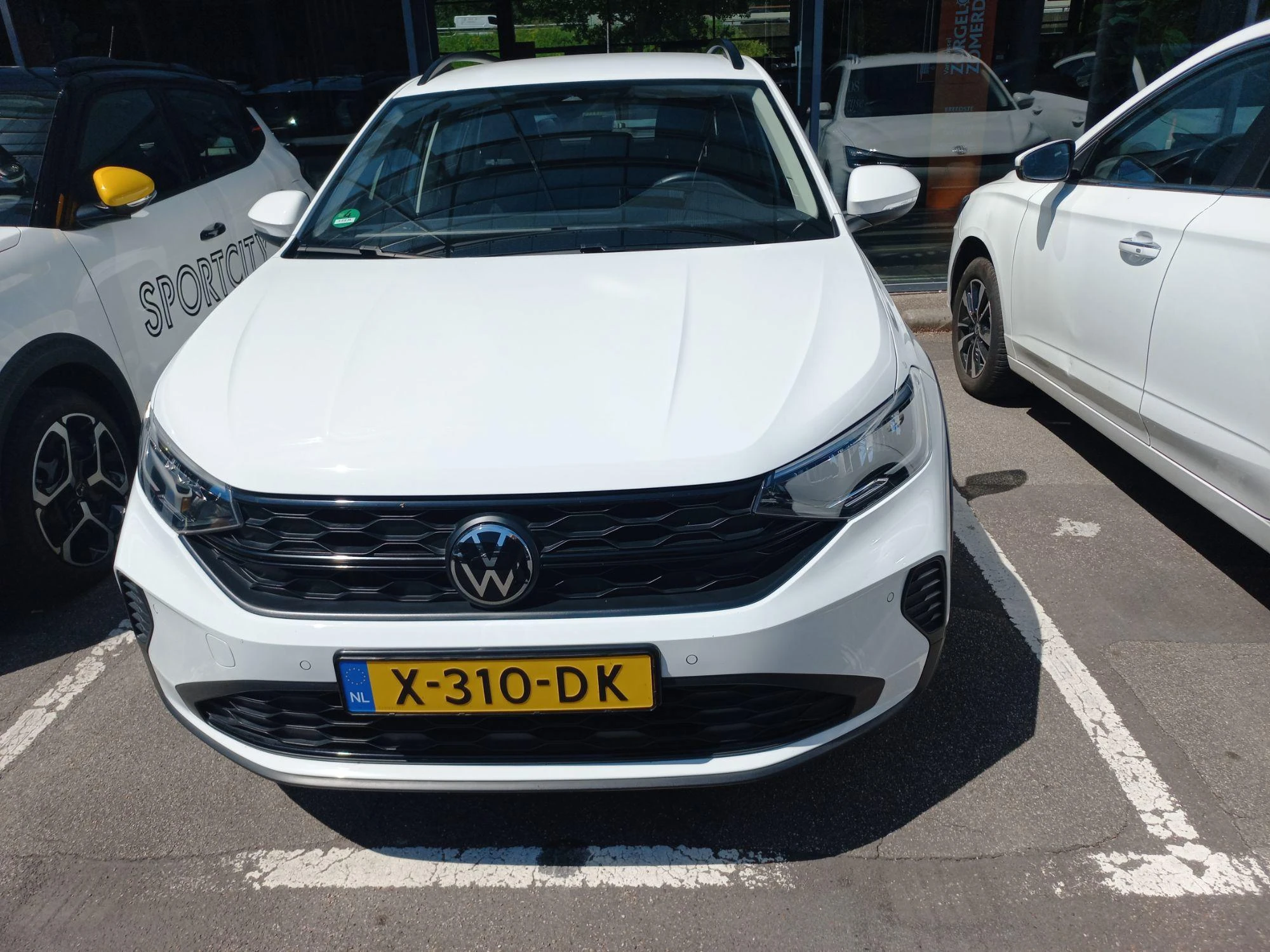 Volkswagen-Taigo-image-1