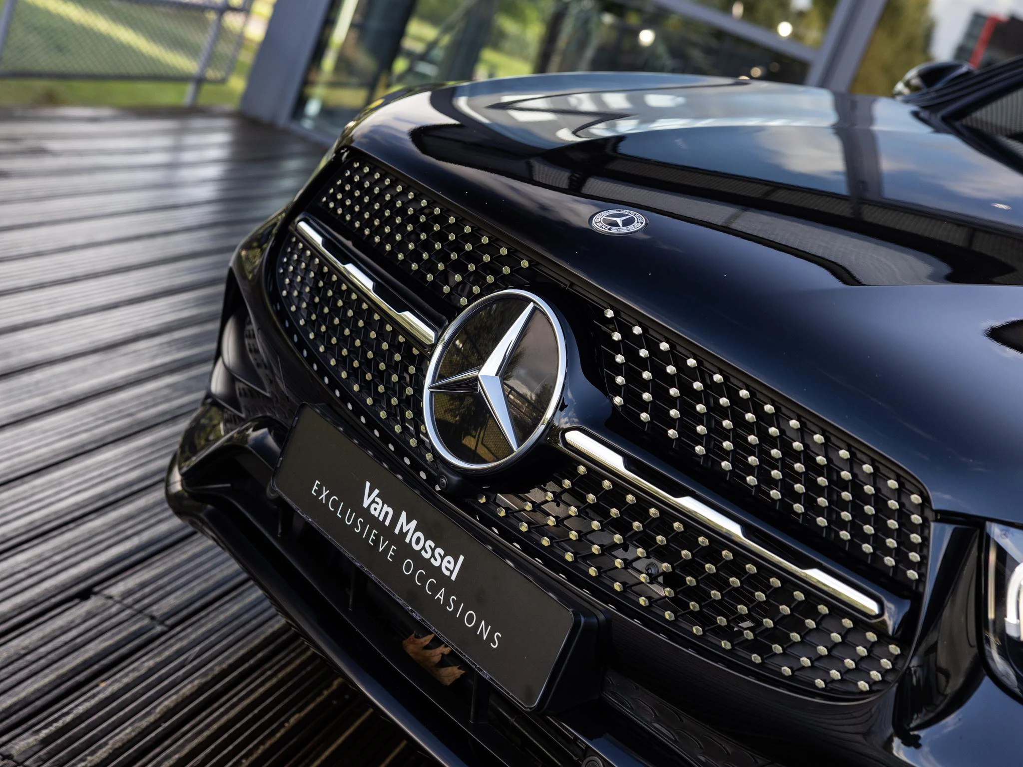 Mercedes-Benz-GLC-image-40