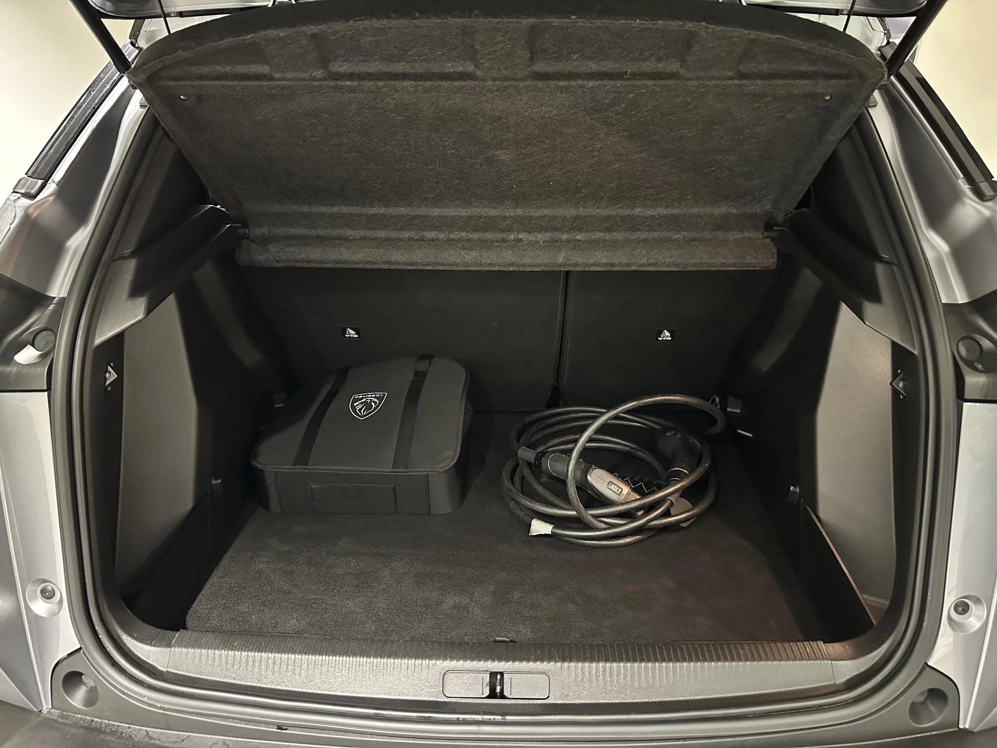 Peugeot-e-2008-image-20