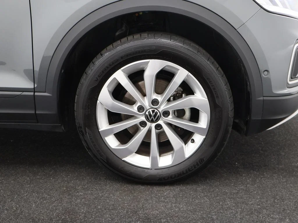 Volkswagen-T-Roc-image-8
