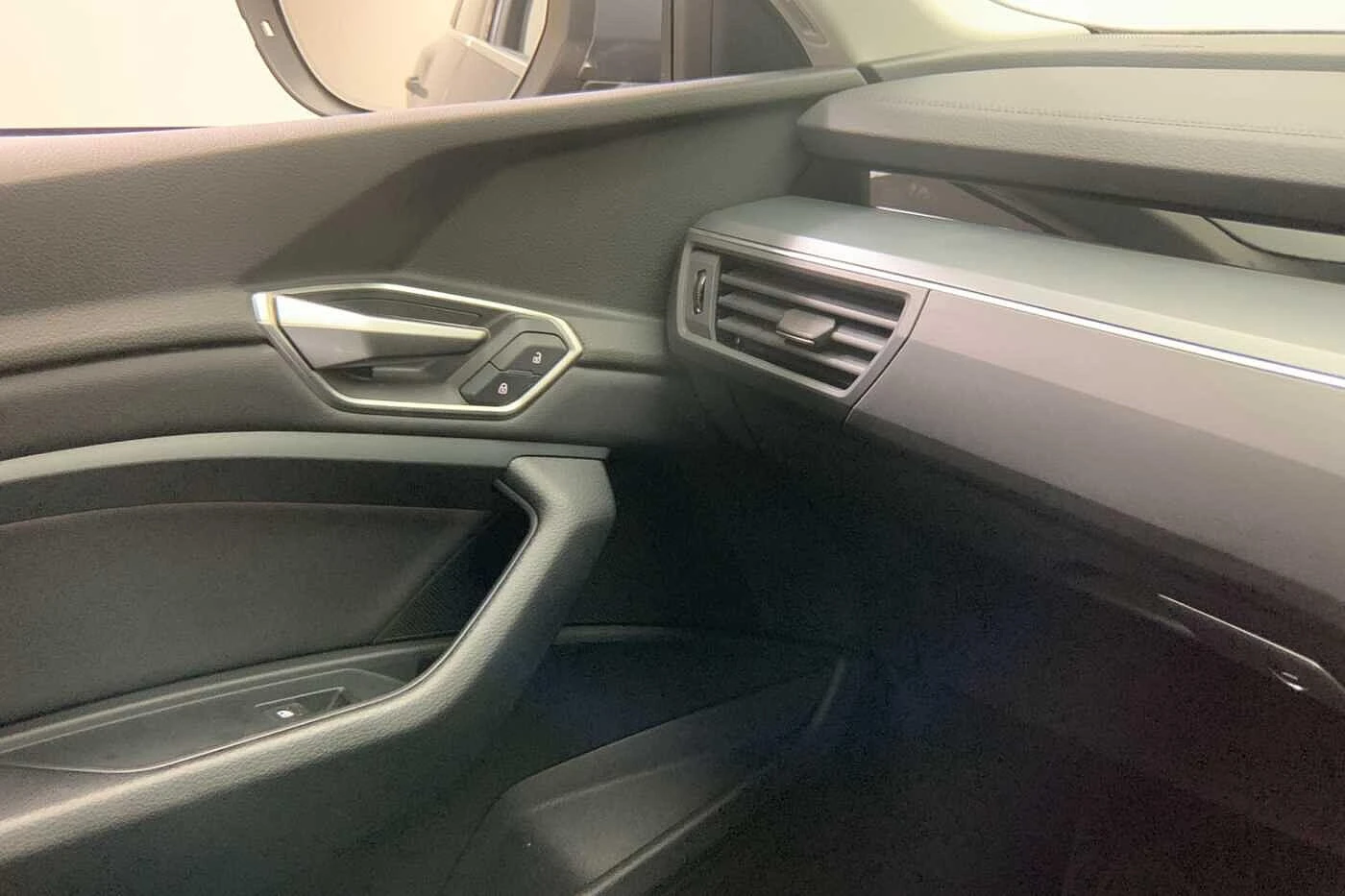 Audi-Q8-image-27