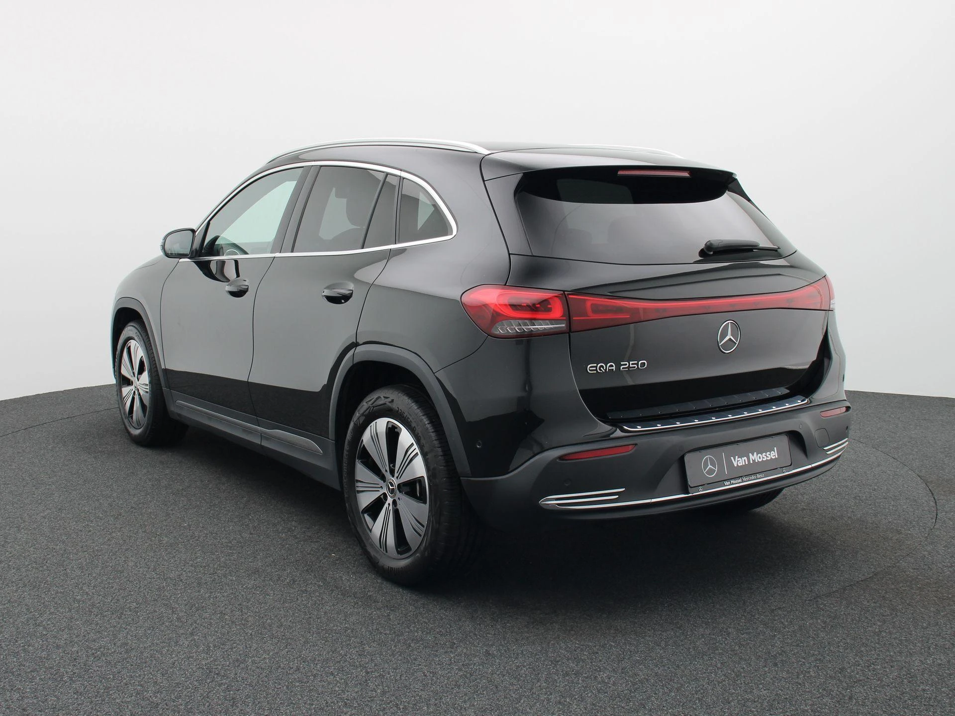 Mercedes-Benz EQA 250 Business Line