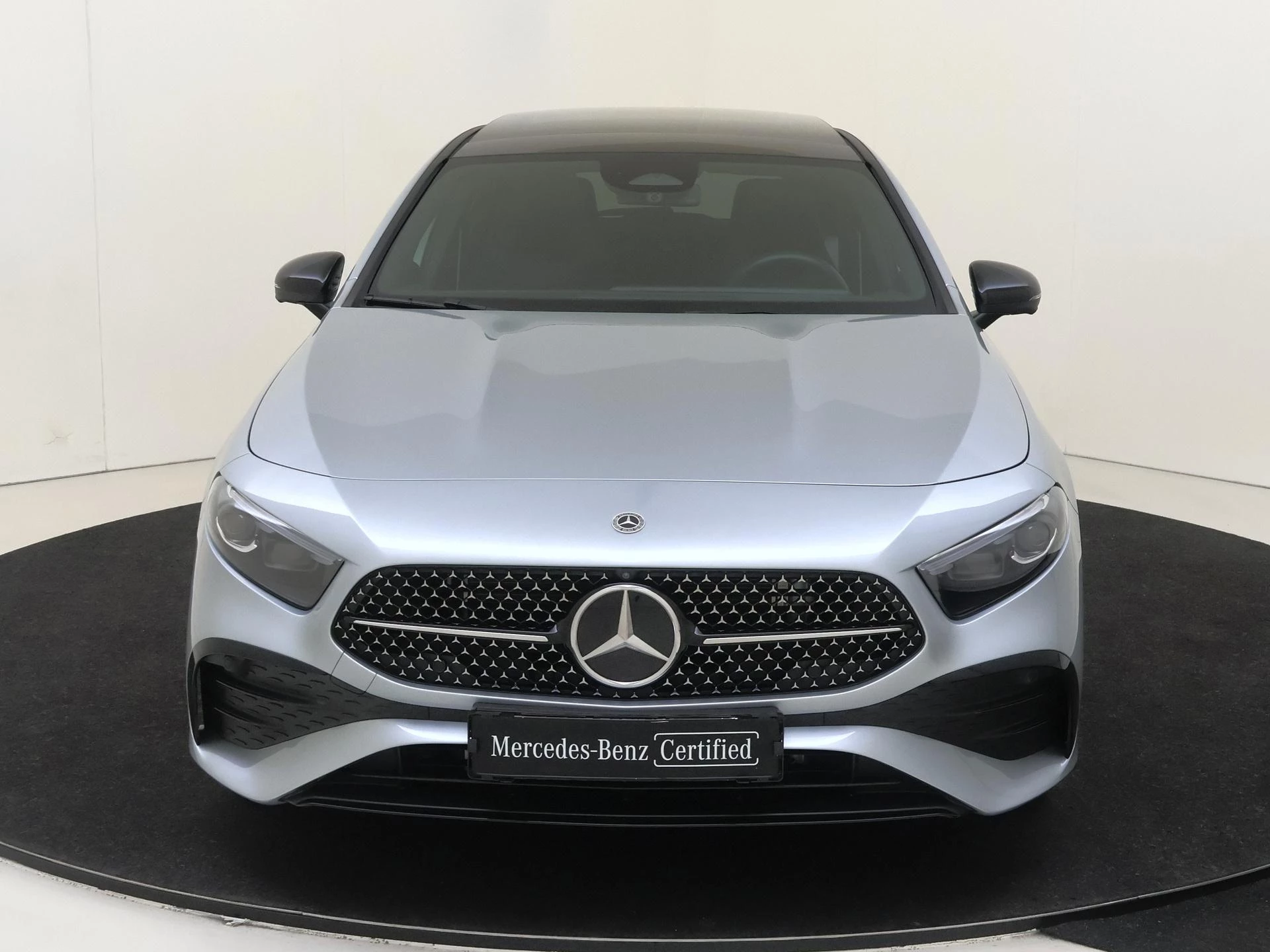 Mercedes-Benz-A-Klasse-image-5