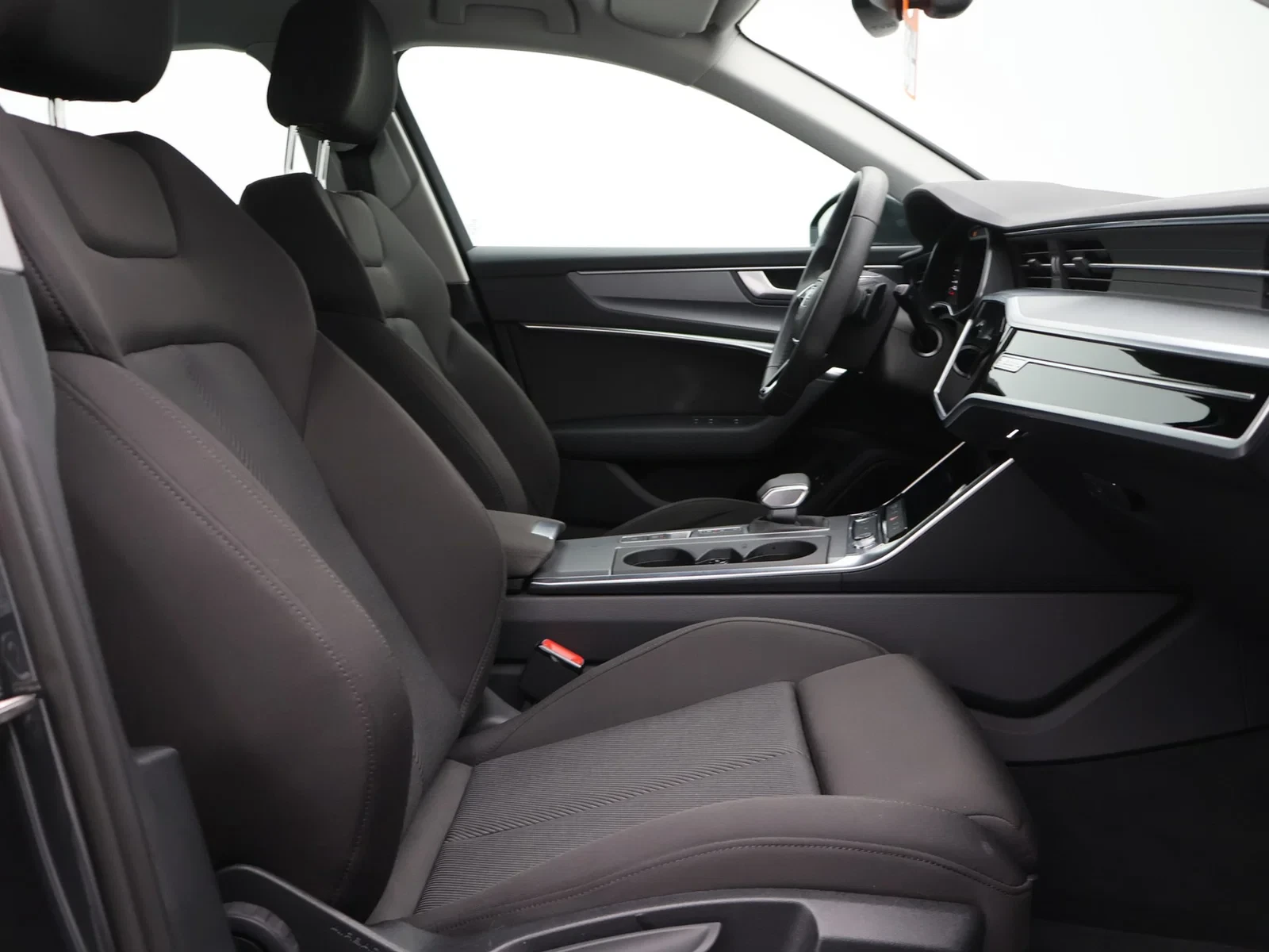 Audi-A6-image-5