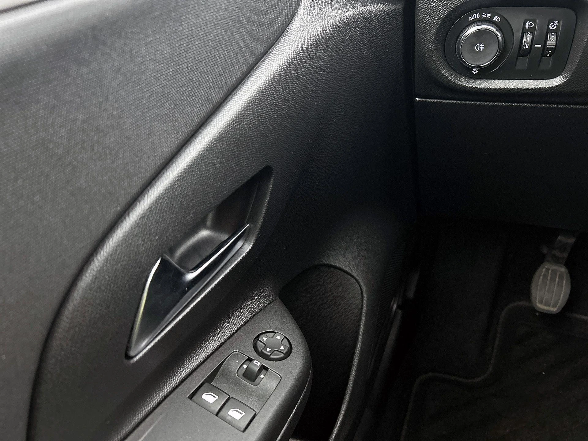 Opel-Corsa-image-24