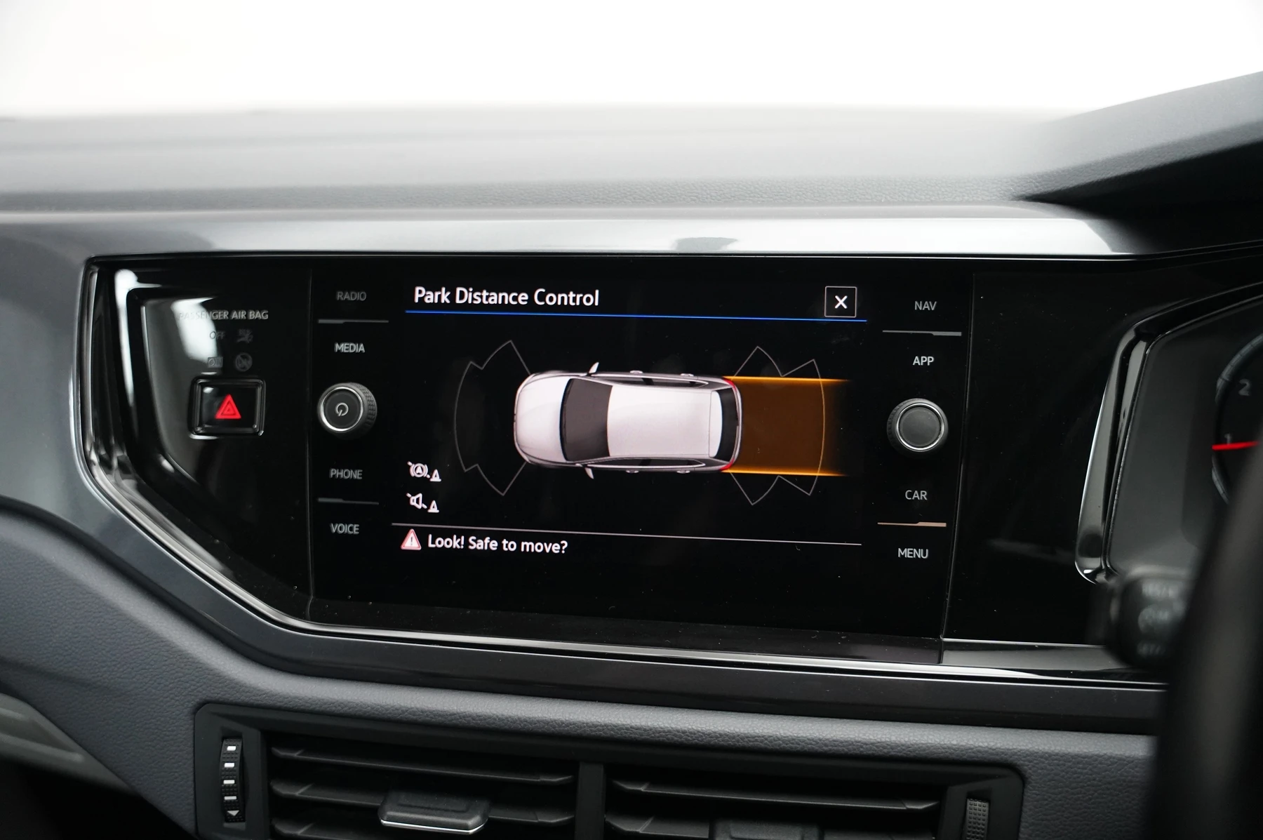 Volkswagen-Polo-image-22