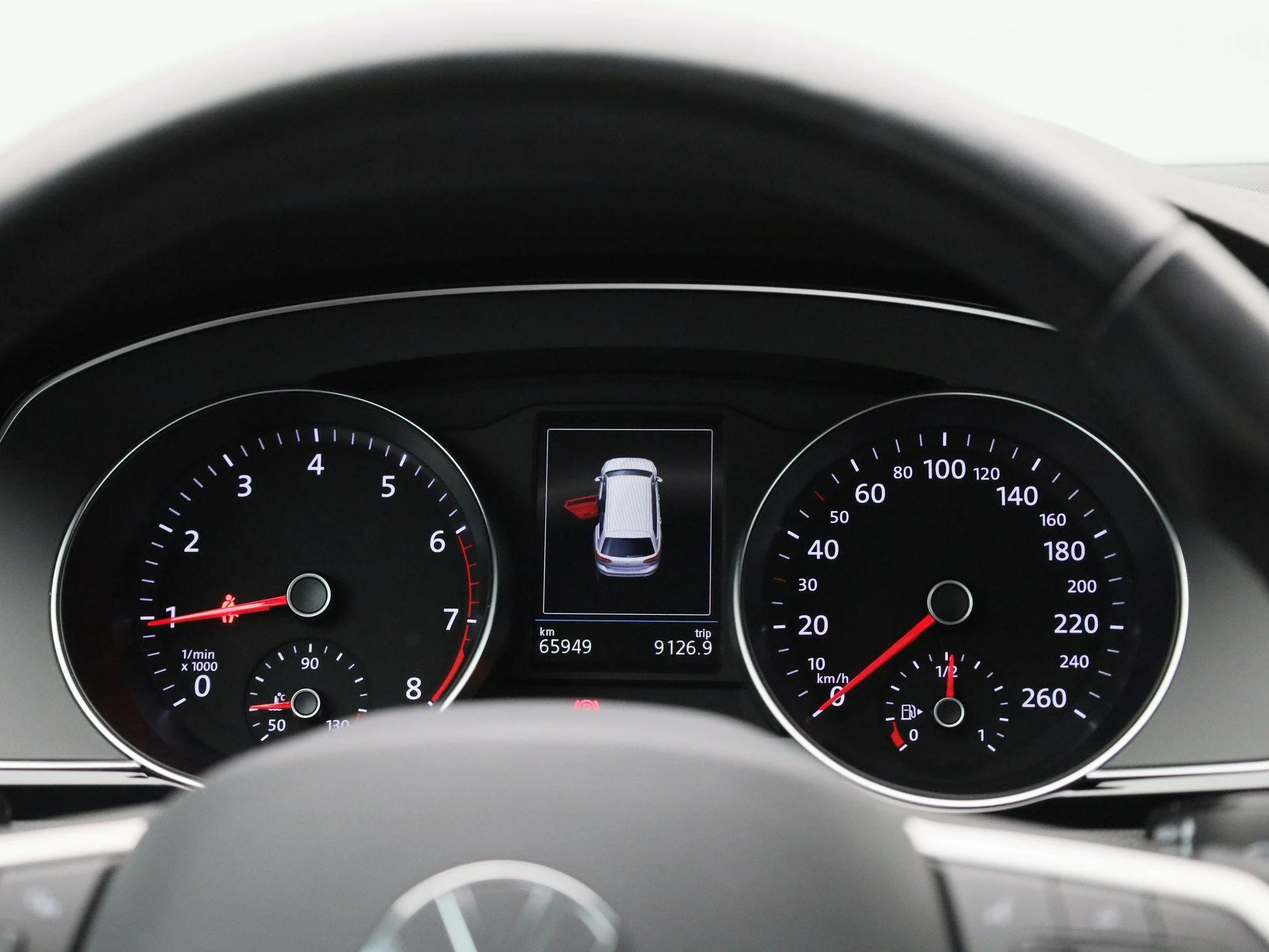 Volkswagen-Passat-image-7