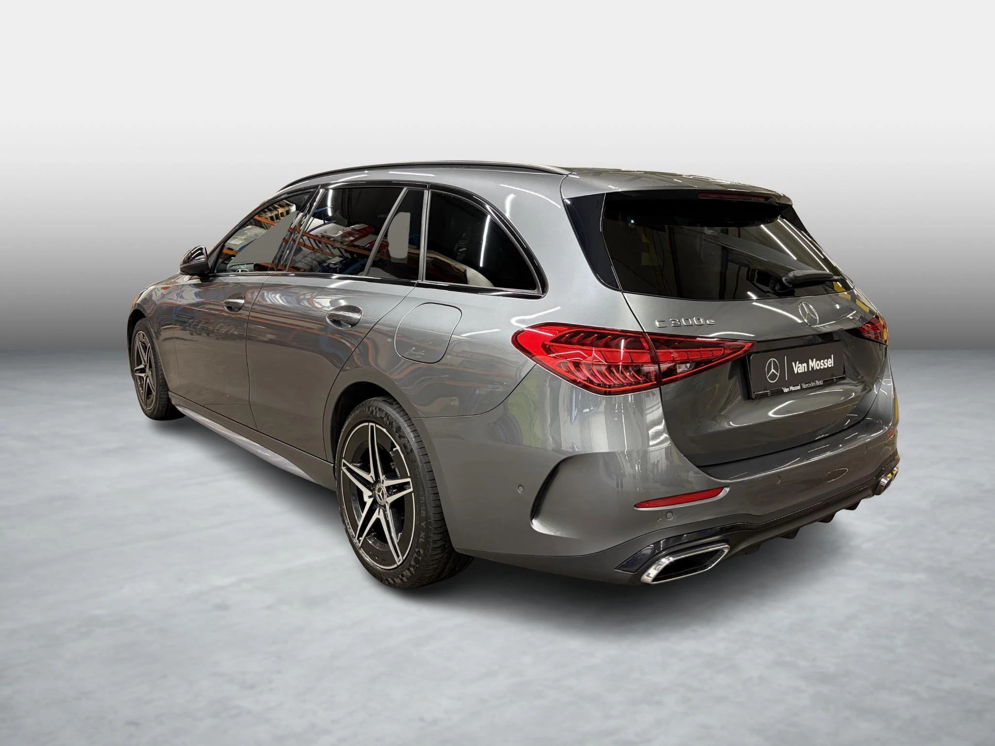 Mercedes-Benz C-Klasse 300 e AMG Line Estate + PANORAMISCH DAK + NIGHTPAKKET +