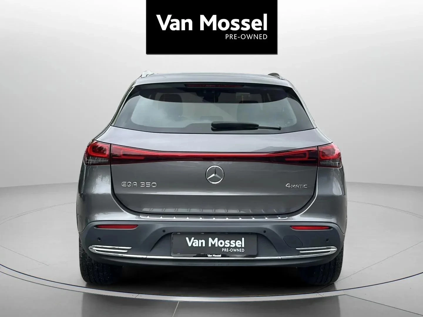 Mercedes-Benz-EQA-image-5