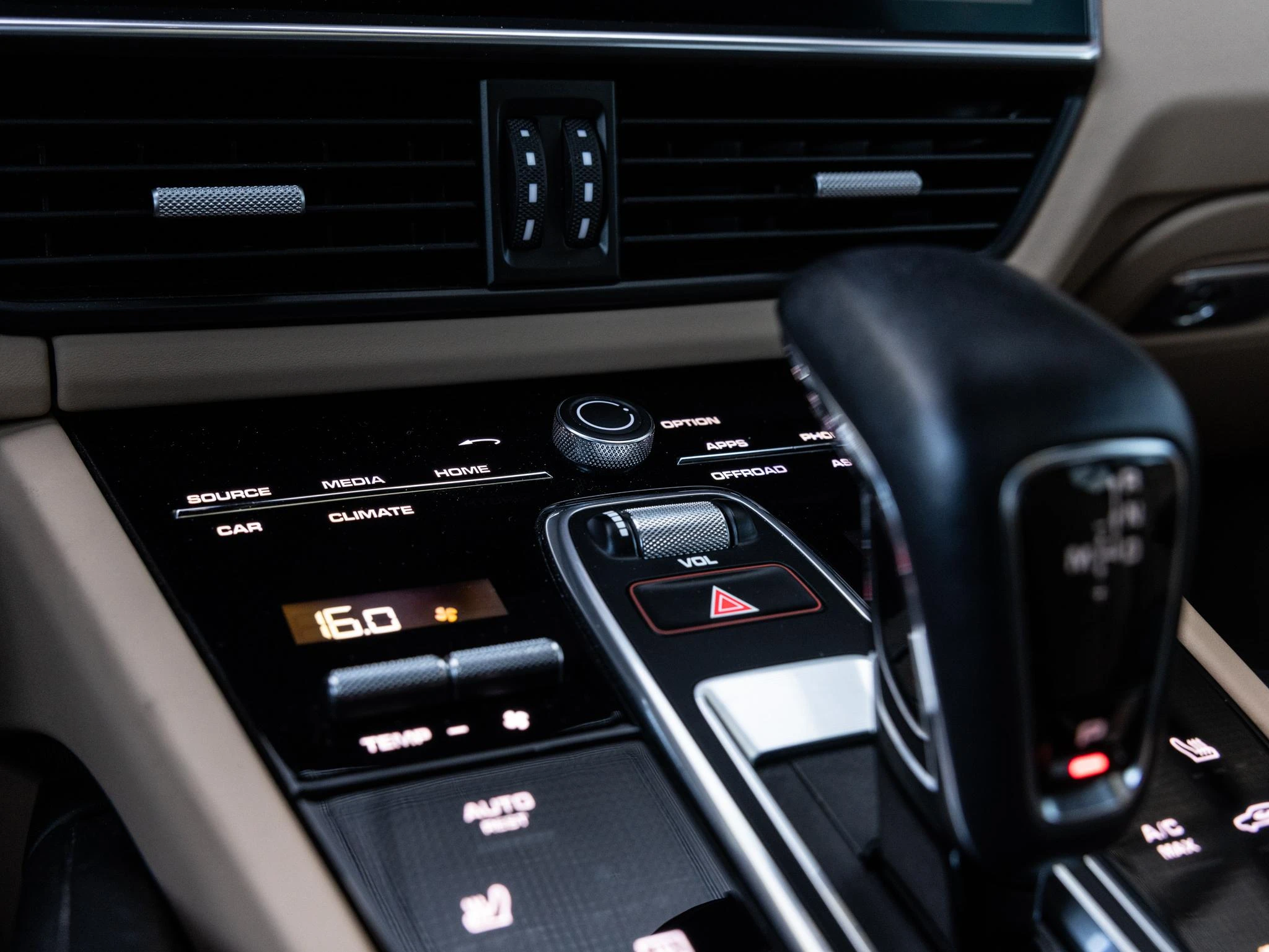 Porsche-Cayenne-image-35