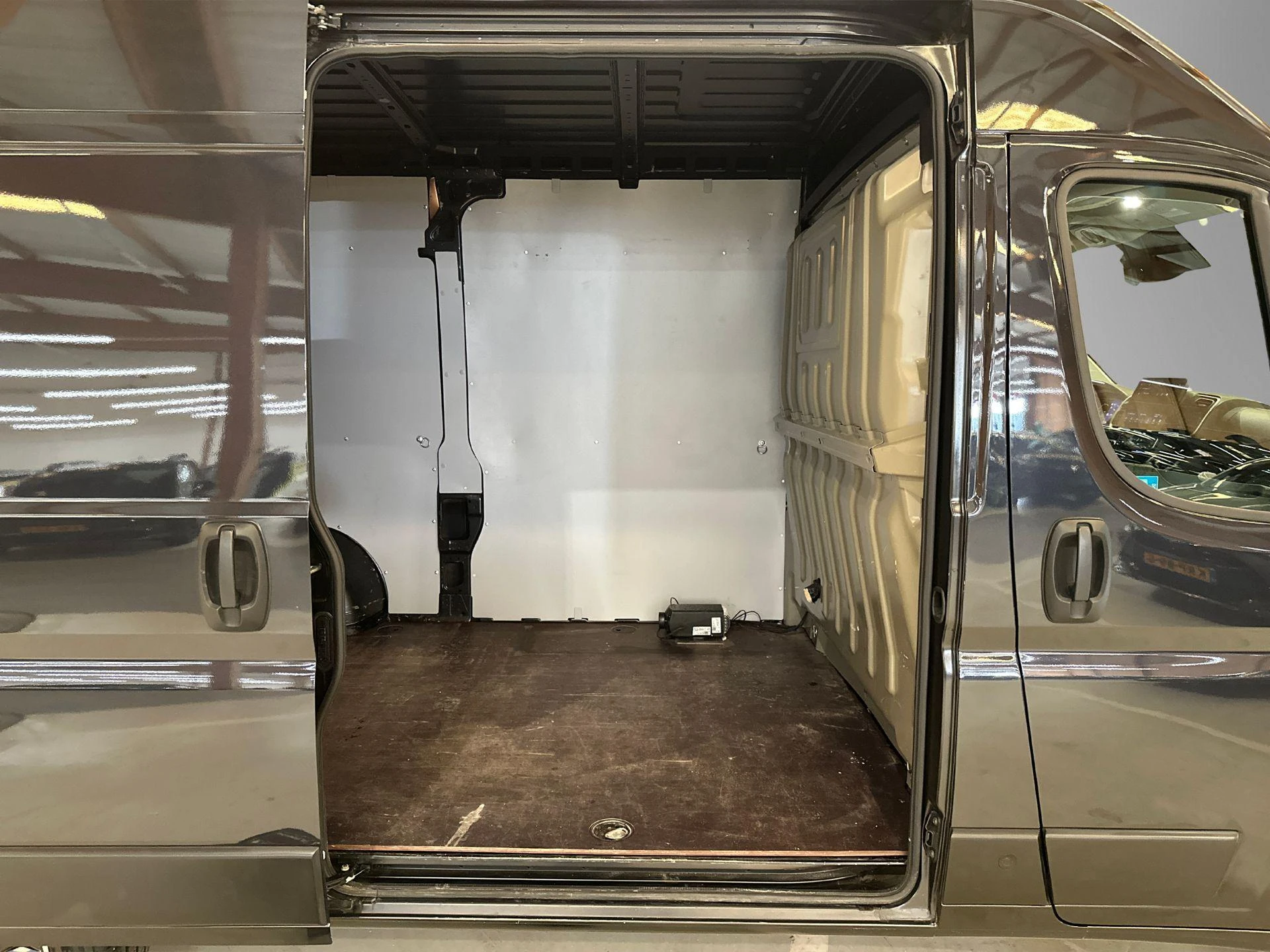 Opel-Movano-image-30