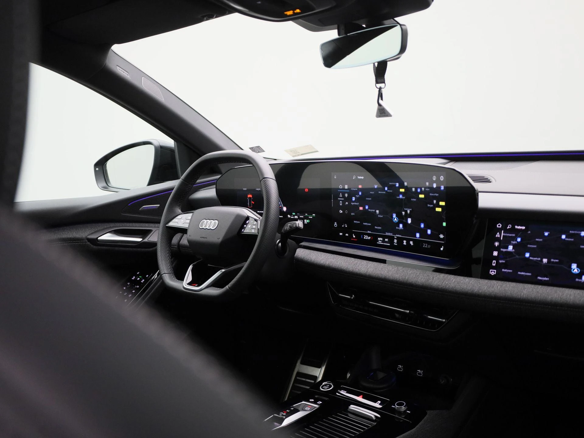 Audi-Q6 e-tron-image-46