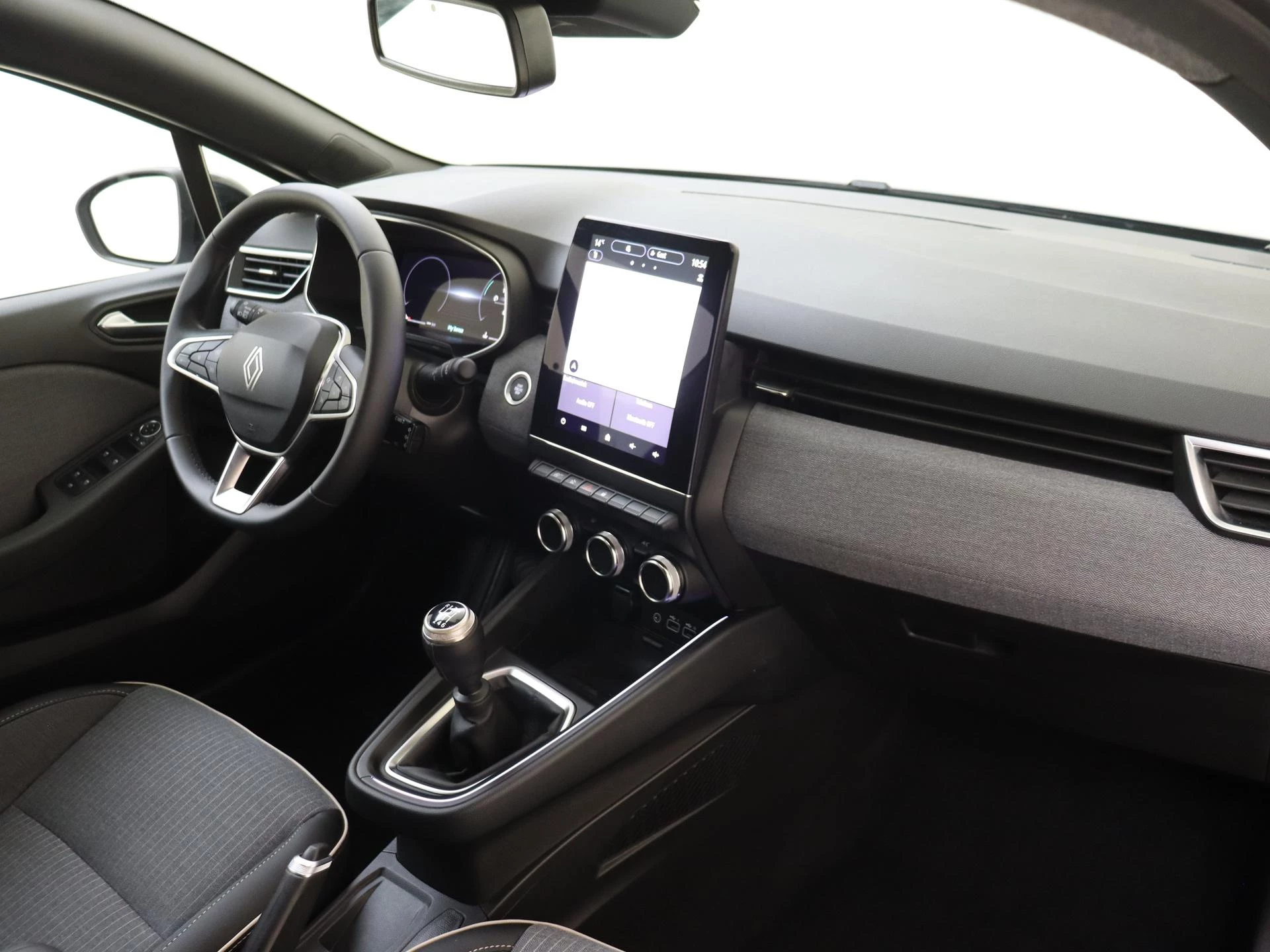 Renault-Clio-image-11