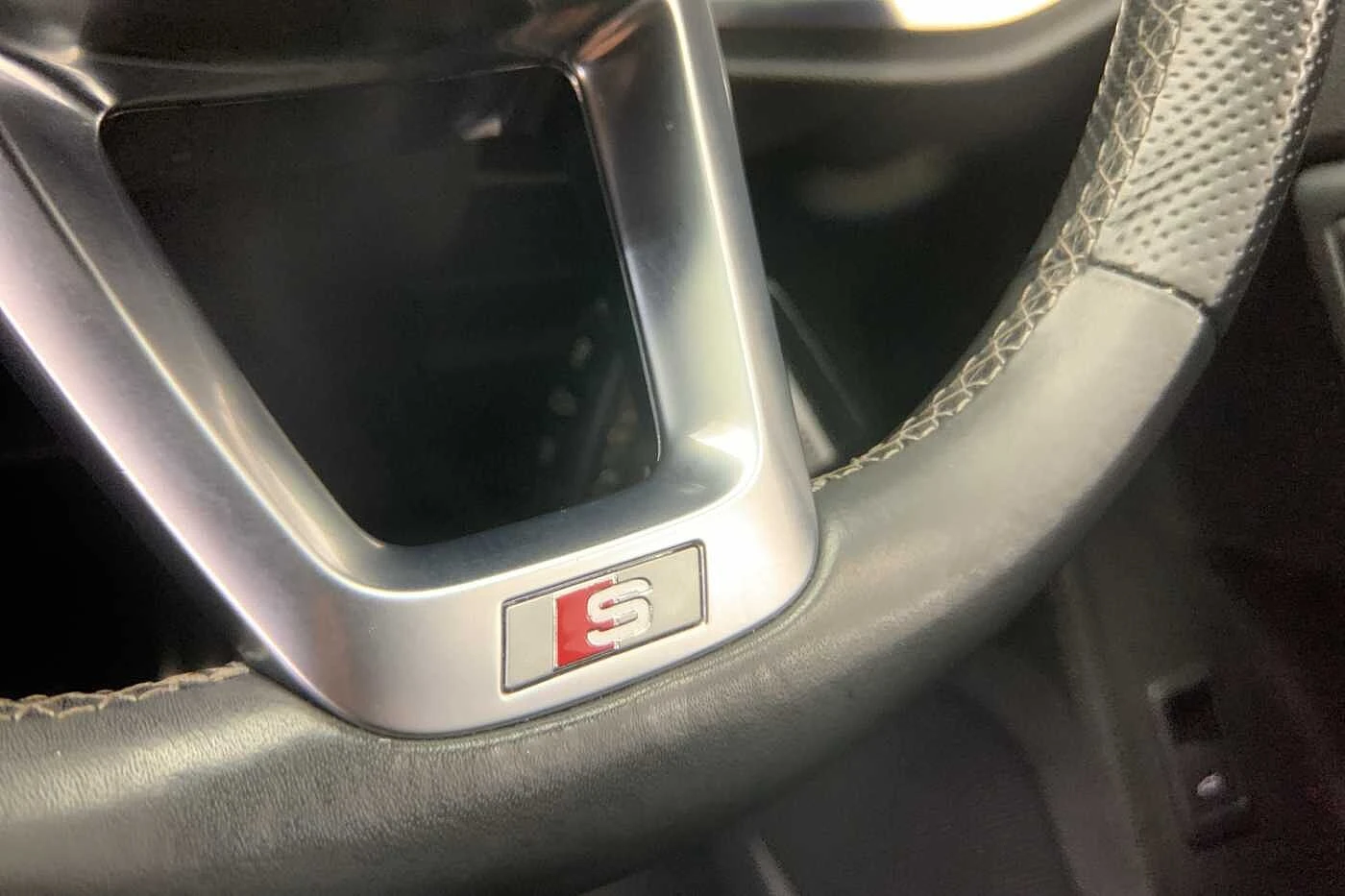 Audi-Q3-image-24