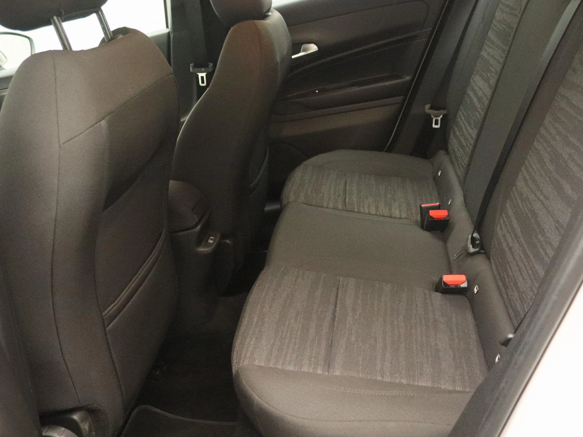 Jeep-Avenger-image-13