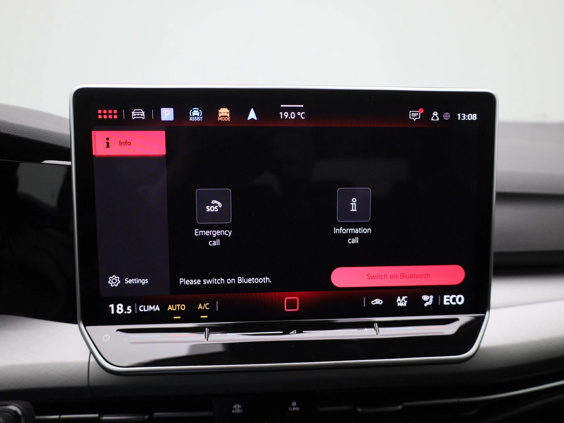 Volkswagen-Golf-image-20