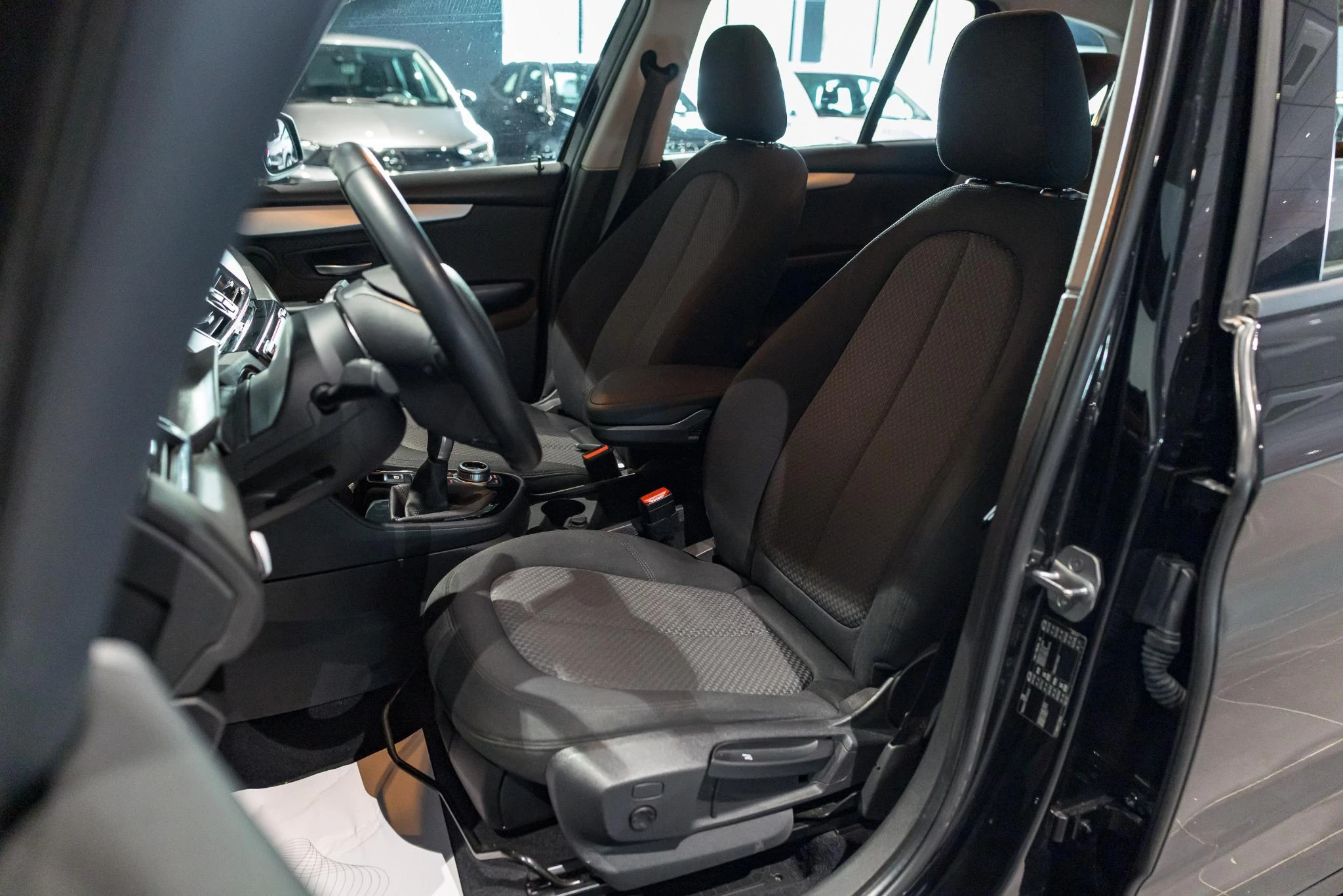 BMW-2 Reeks-image-16