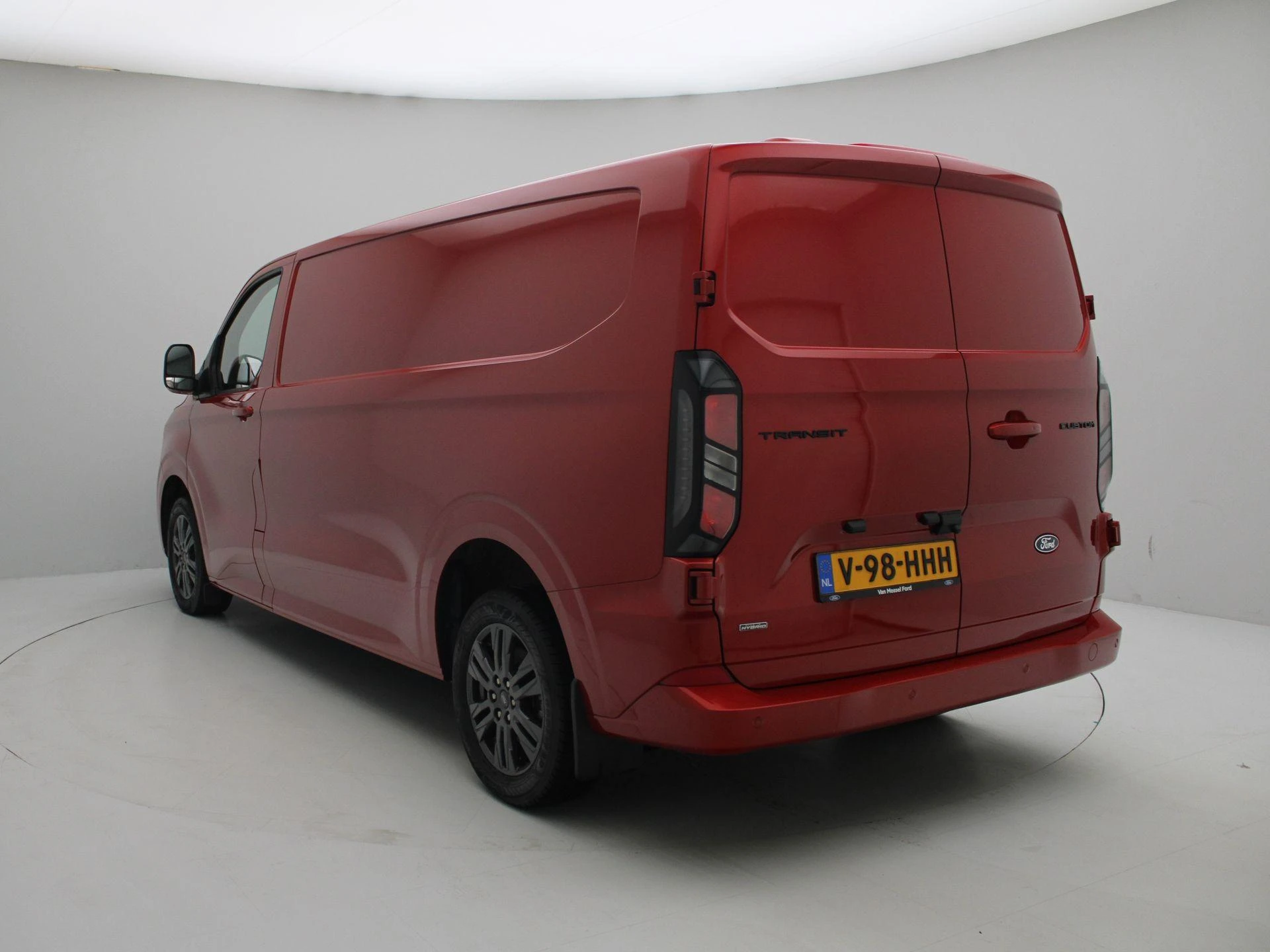 Ford-Transit Custom-image-1