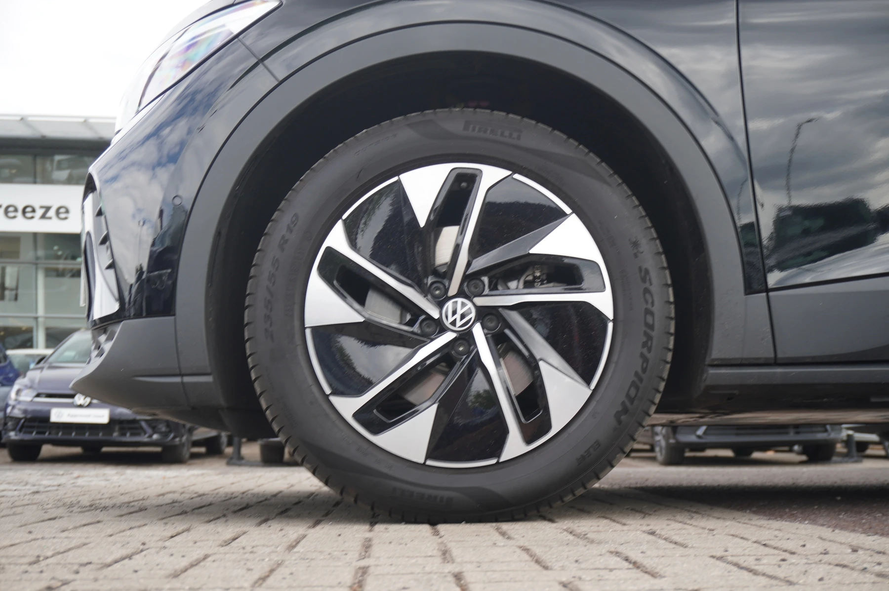 Volkswagen-ID.4-image-4