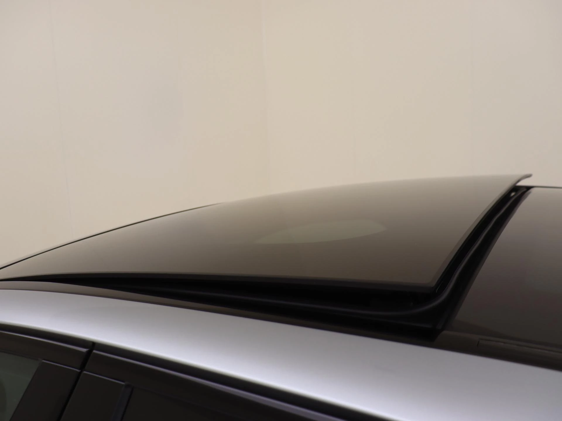 Mercedes-Benz-E-Klasse-image-28