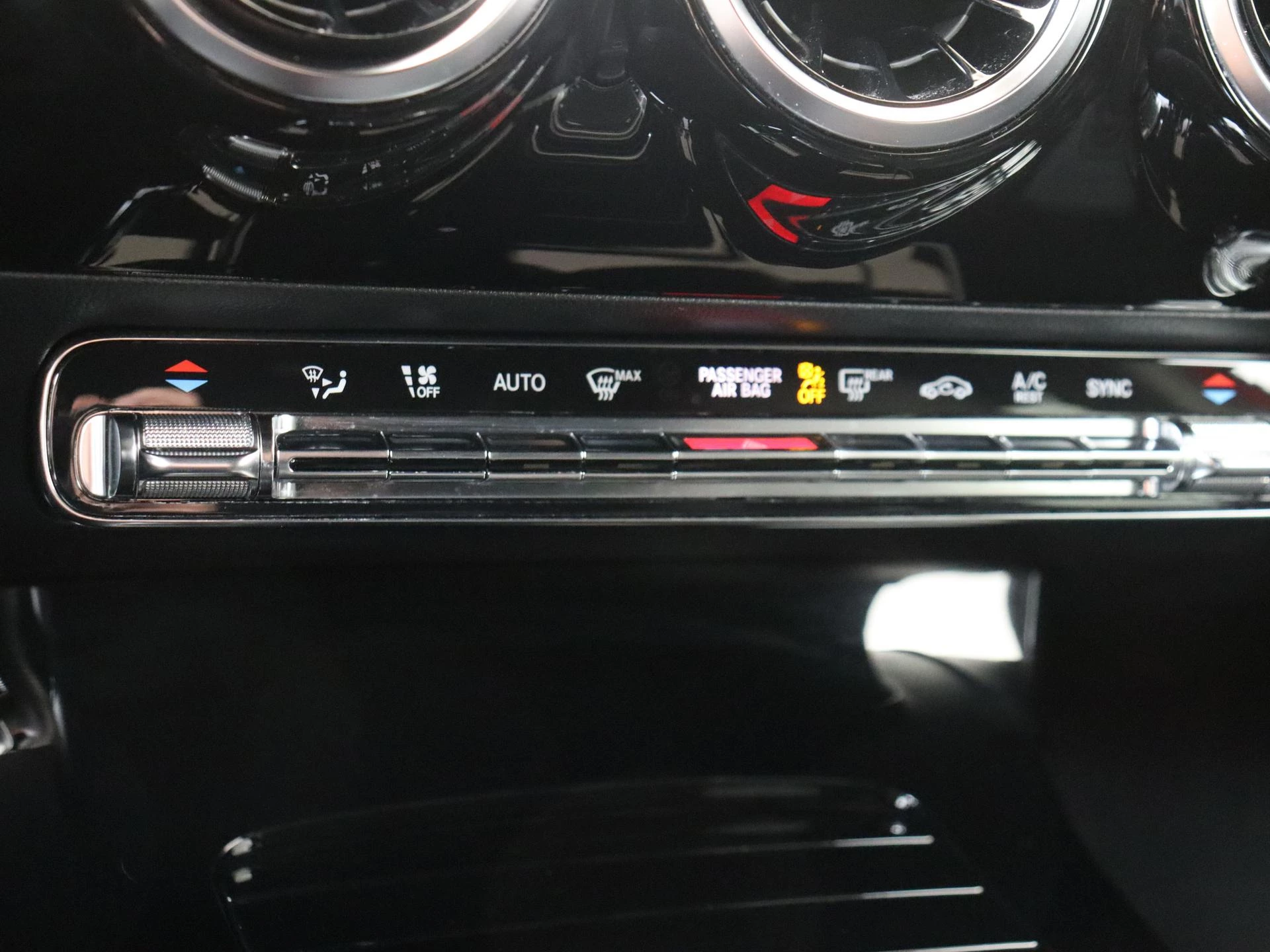 Mercedes-Benz-A-Klasse-image-19