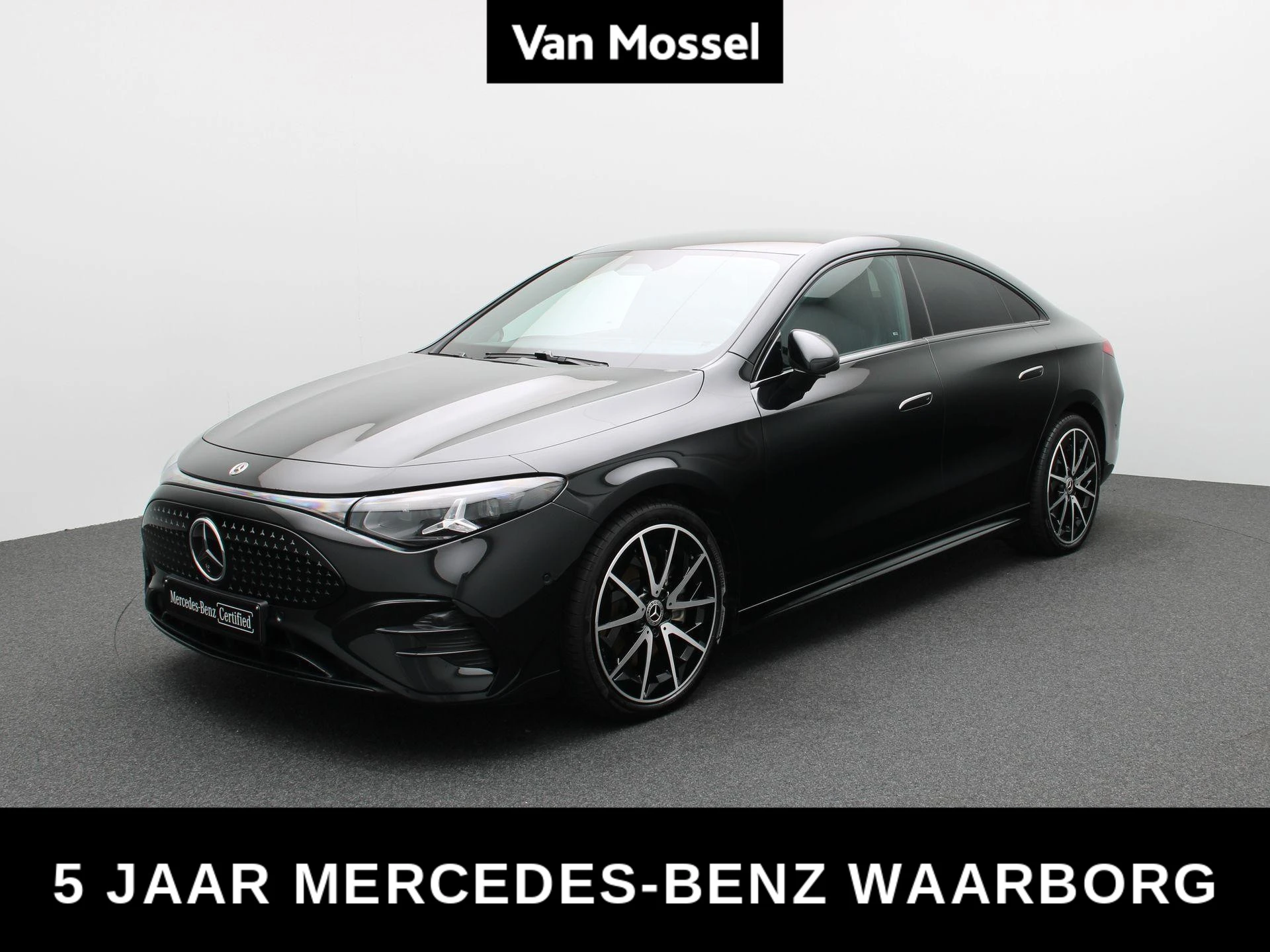 Mercedes-Benz-CLA-image-0