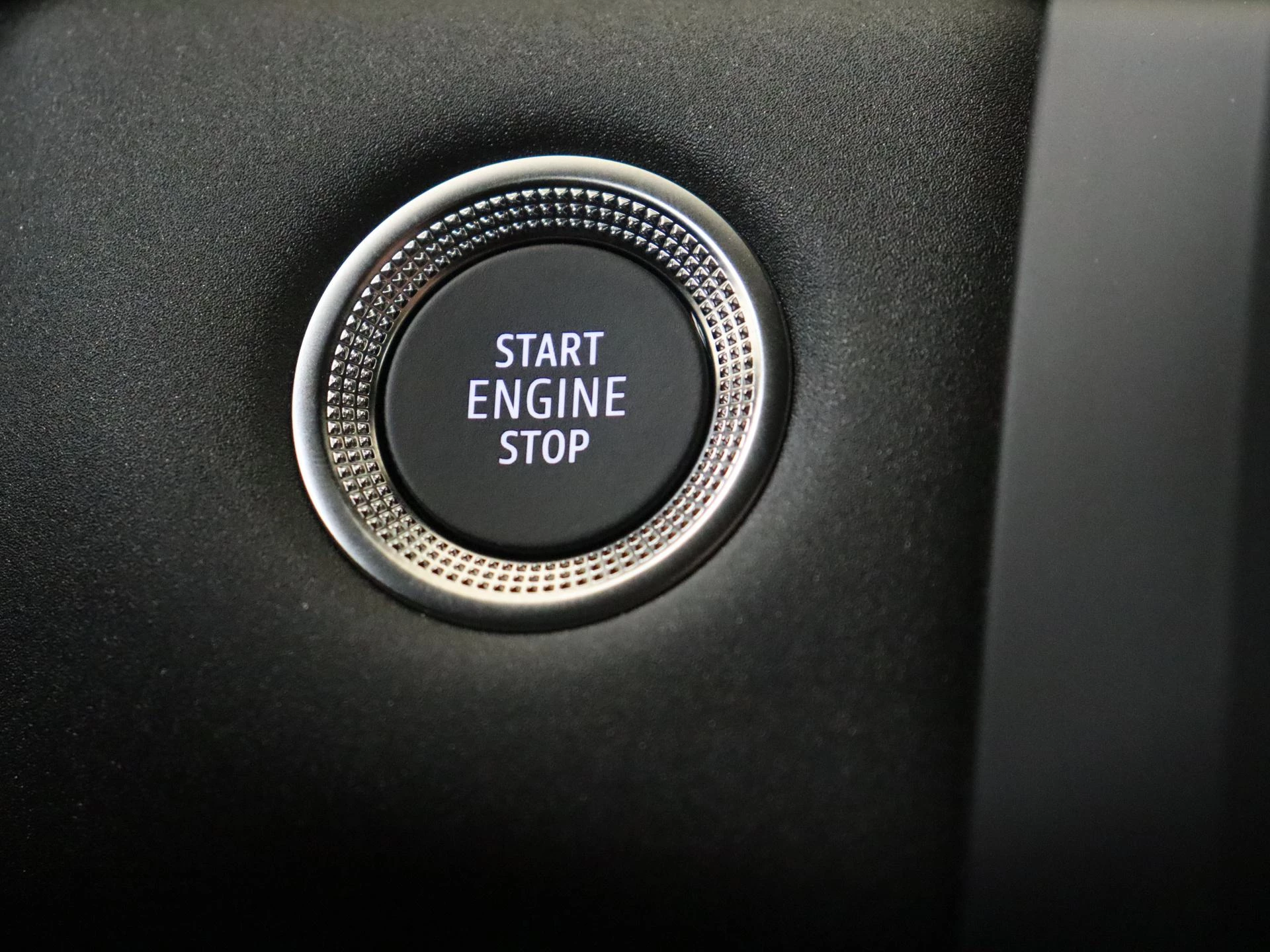 Renault-Captur-image-19