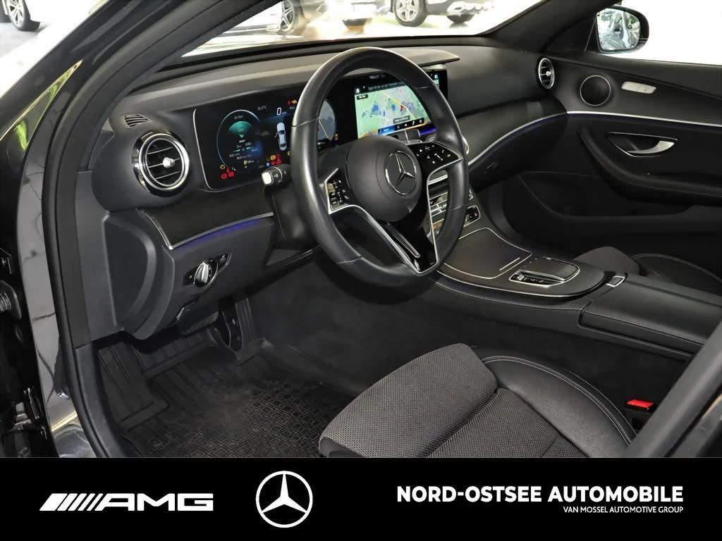 Mercedes-Benz E-Klasse 300 e AVANTGARDE KAMERA DISTRO PANO NIGHT LED AVANTGARDE