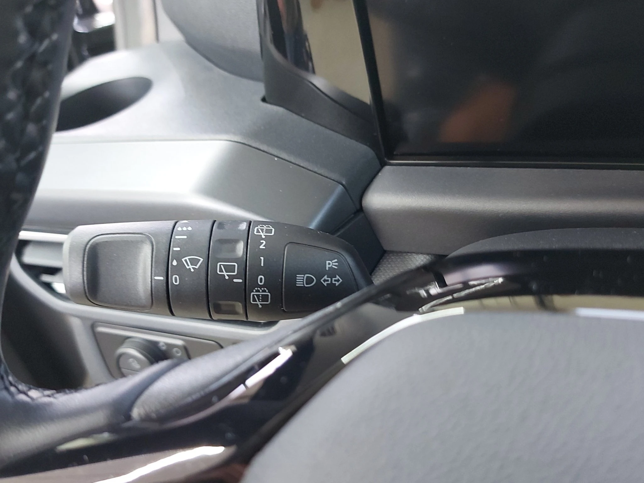 Ford-Tourneo Custom-image-21