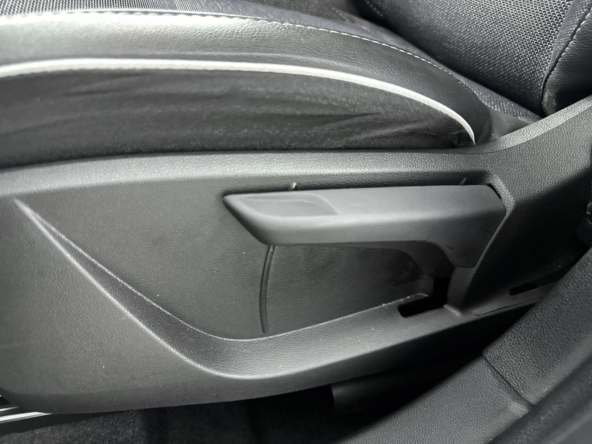 Renault-Captur-image-16