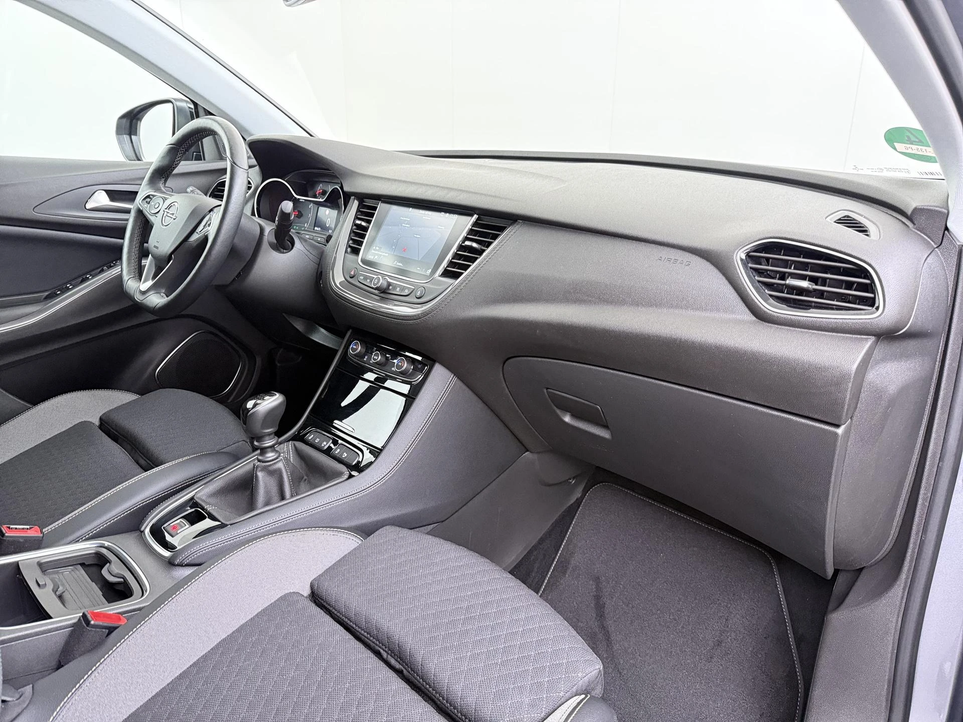 Opel-Grandland X-image-35