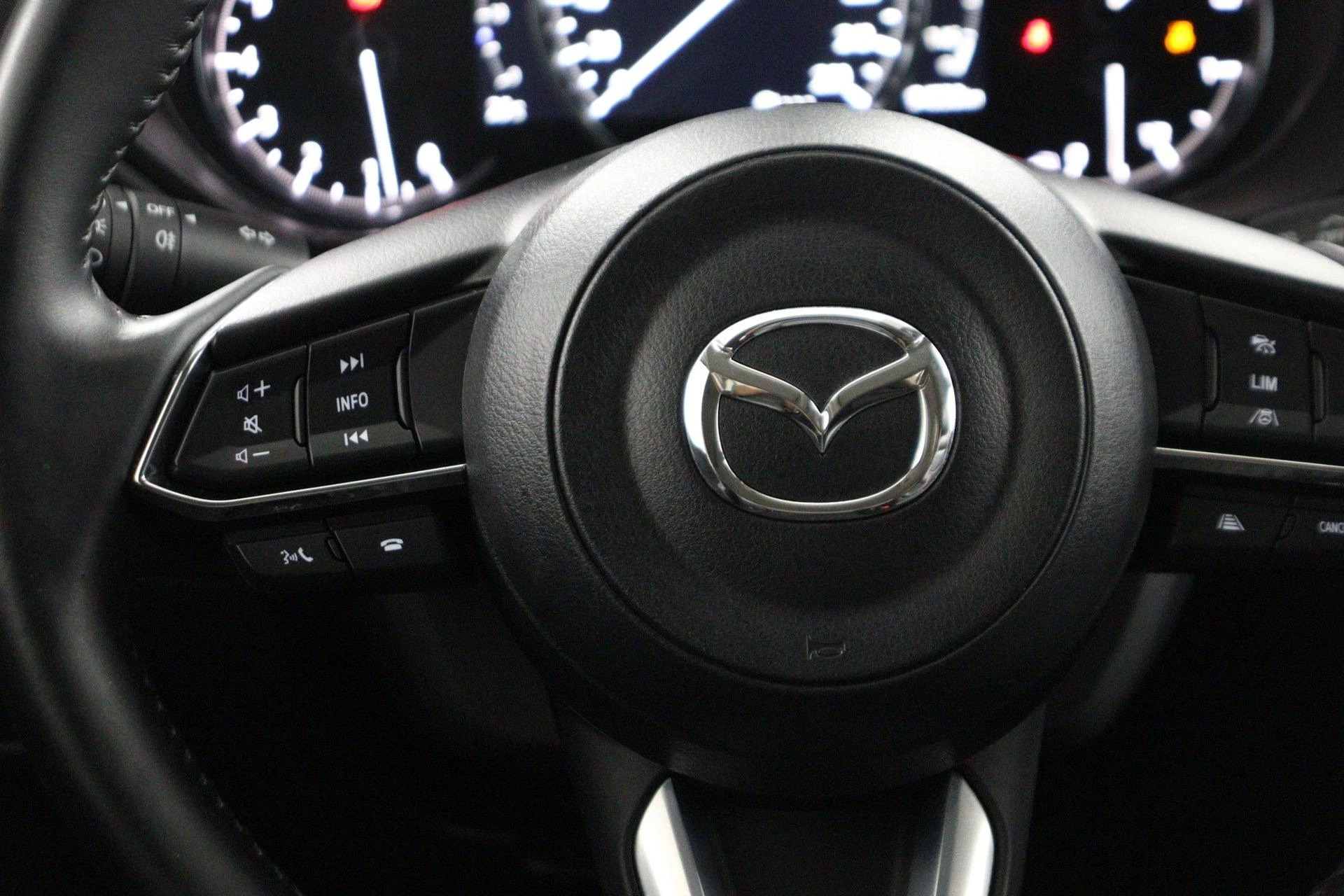 Mazda CX-5 2.0 e-SkyActiv-G M Hybrid 165 Exclusive-Line