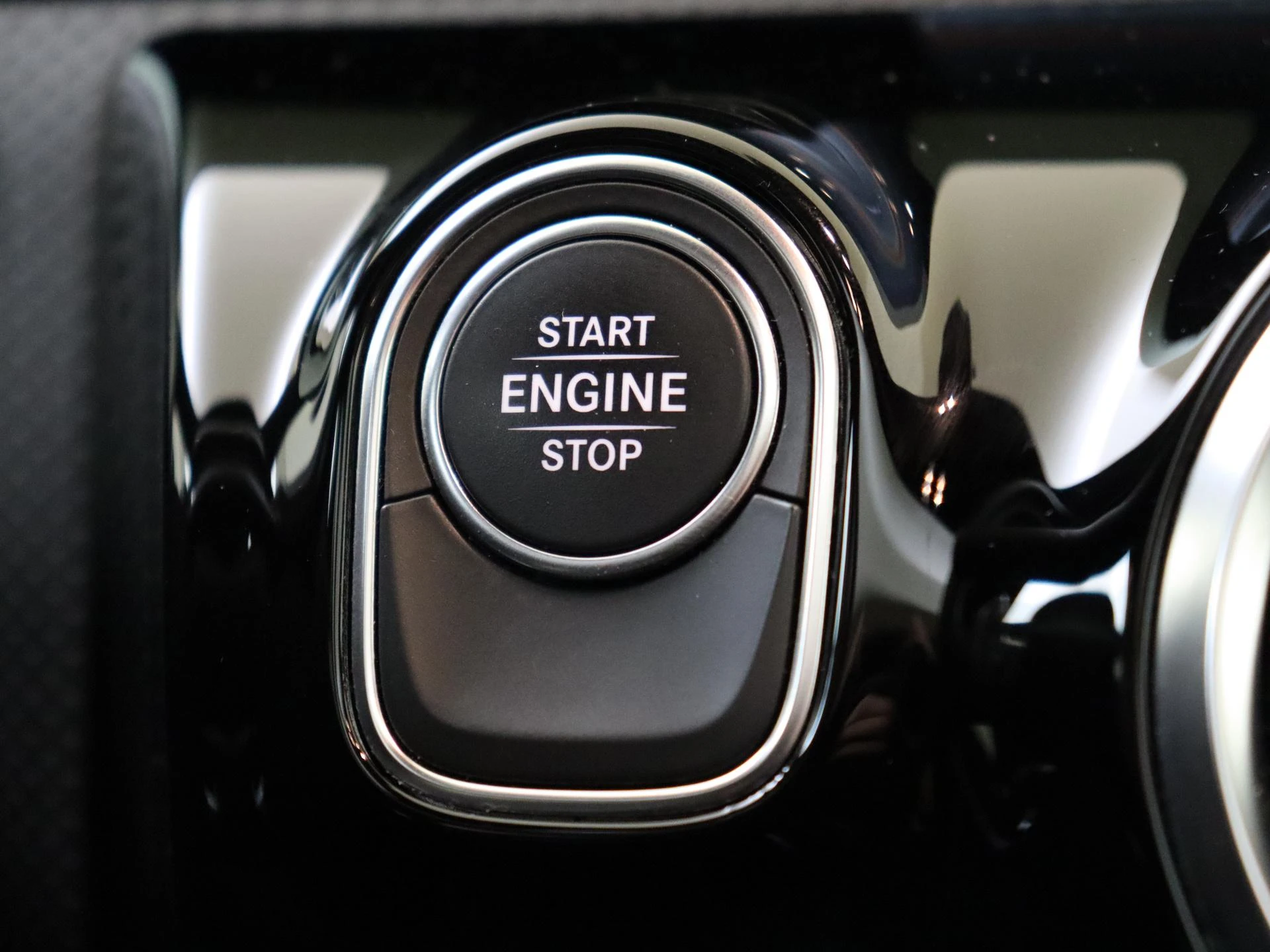 Mercedes-Benz-A-Klasse-image-21