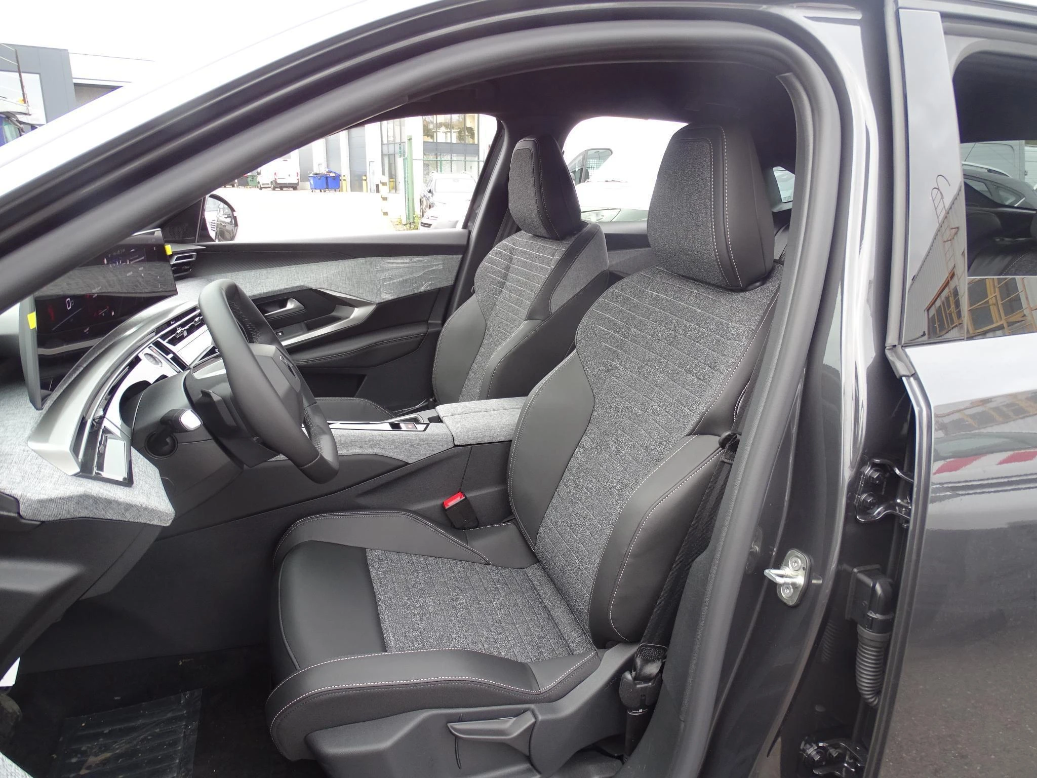Peugeot-3008-image-10