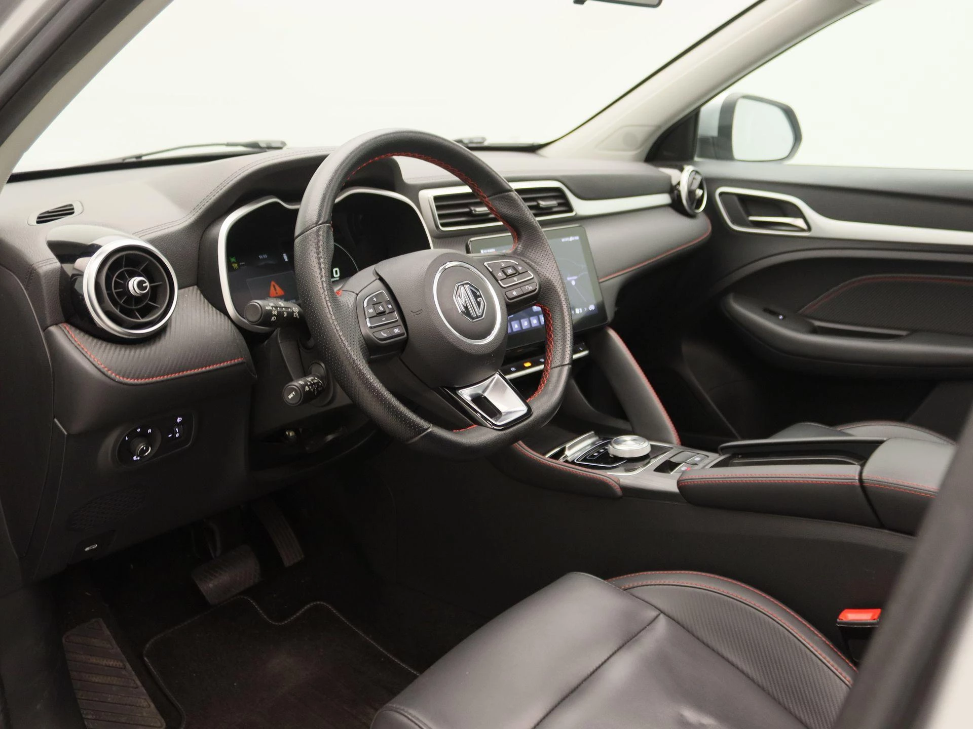 MG ZS EV Standard Range Luxury 50 kWh