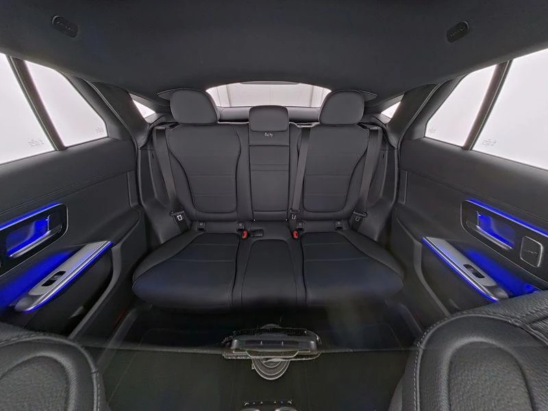 Mercedes-Benz-GLC-image-6