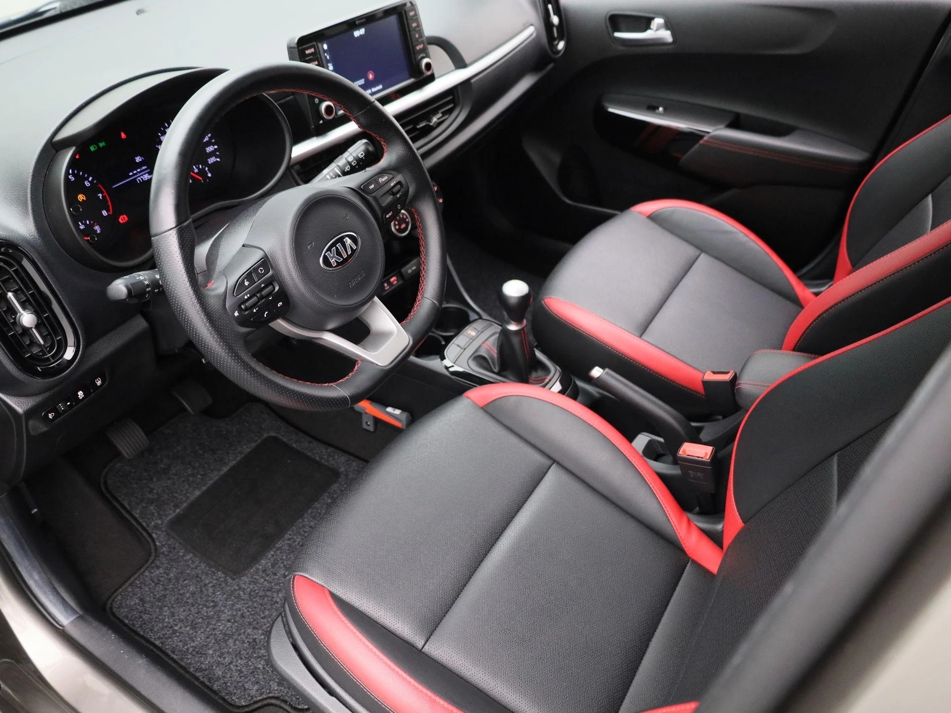 Kia-Picanto-image-16