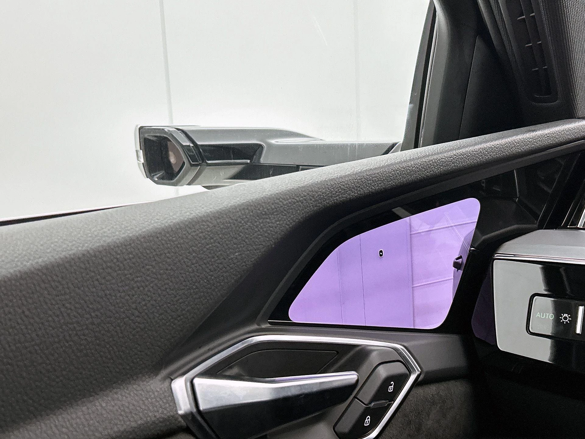Audi-e-tron-image-18