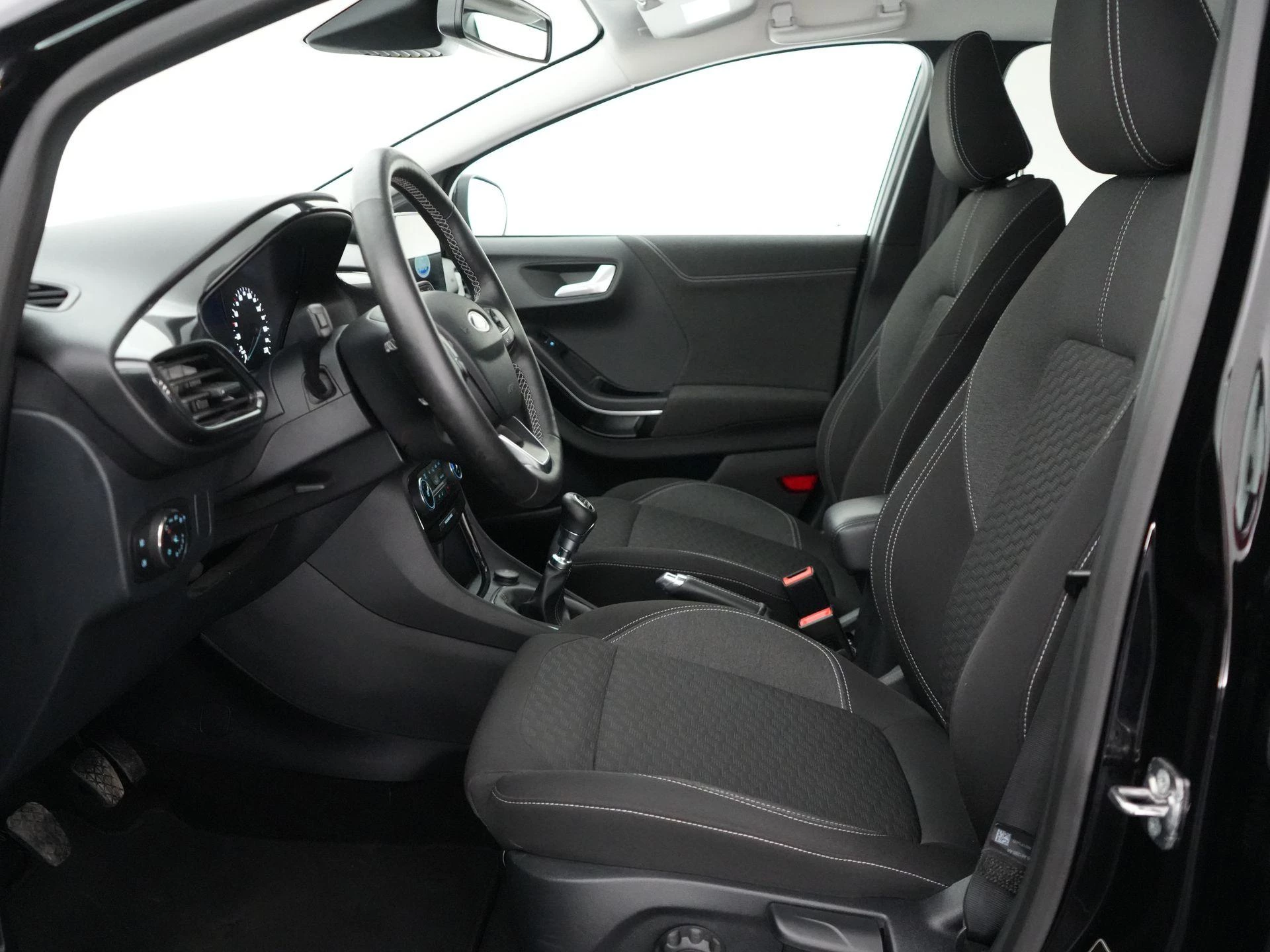 Ford Puma 1.0i Ecoboost mHEV 92kW Titanium