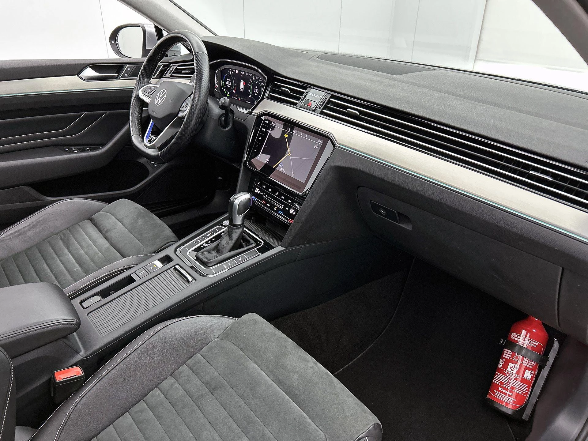 Volkswagen-Passat-image-20