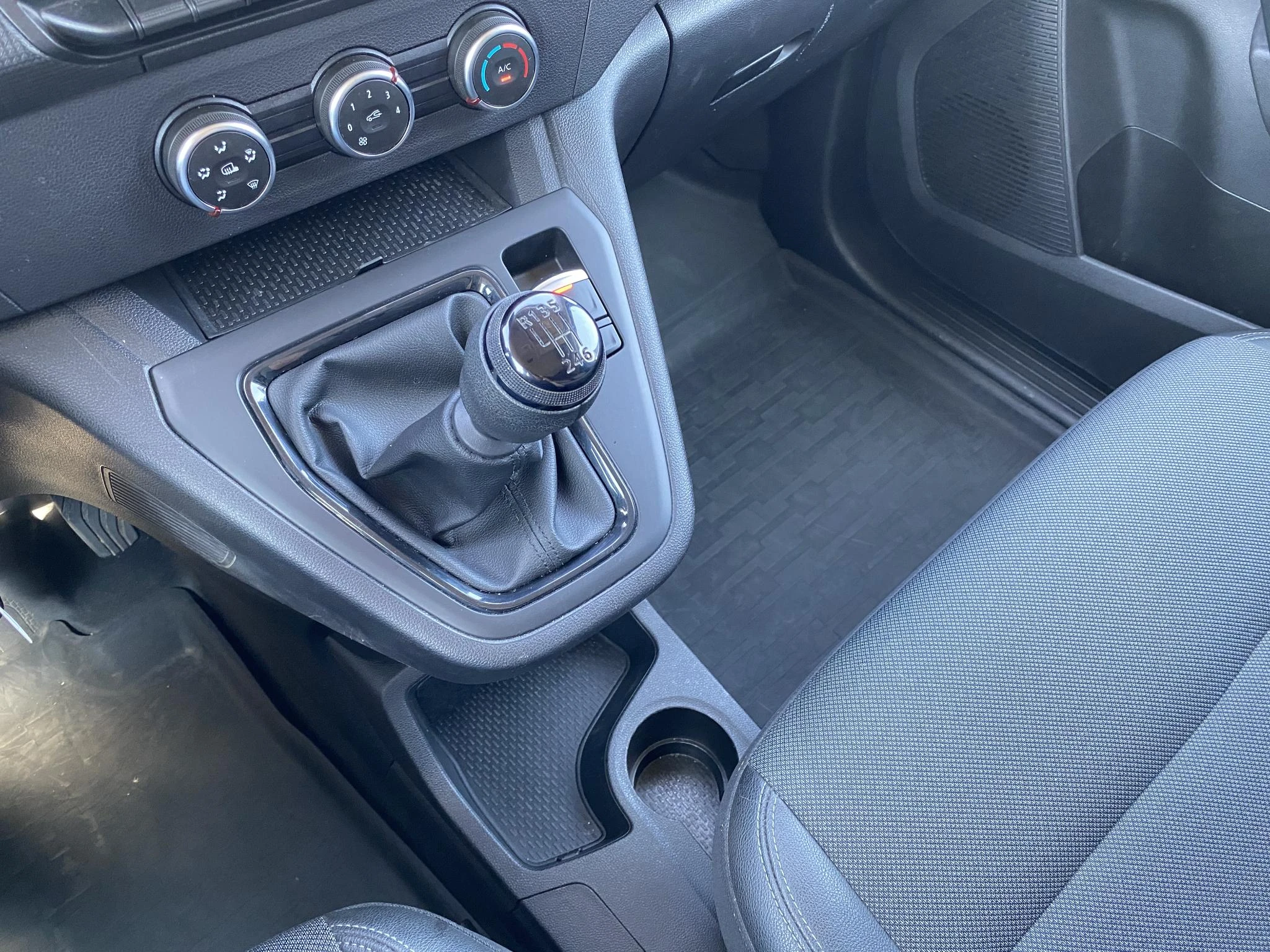 Renault-Kangoo-image-9