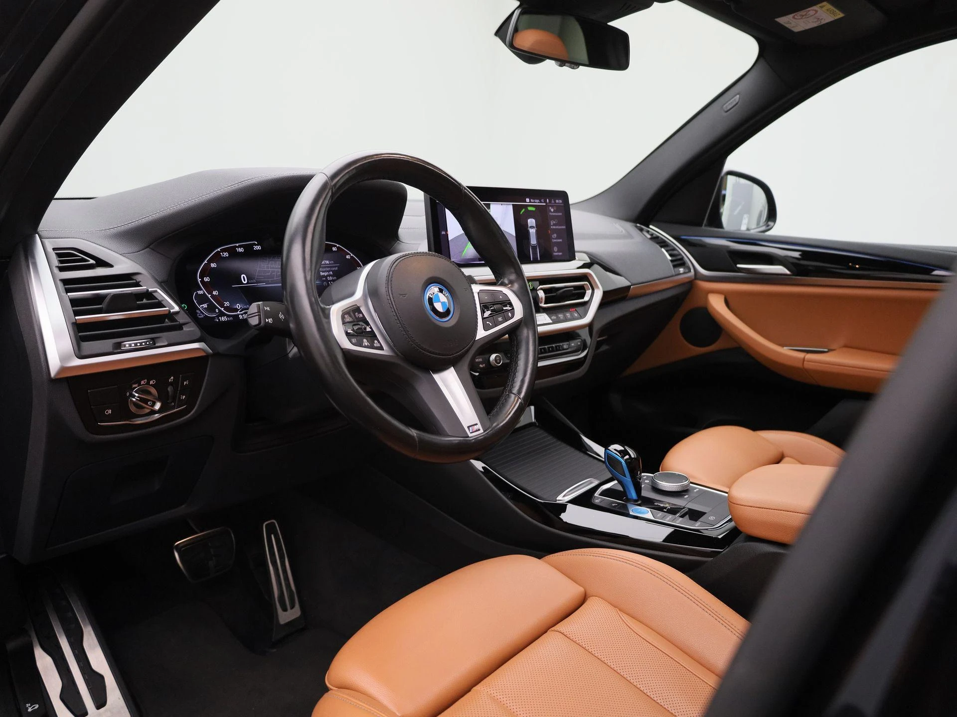 BMW-iX3-image-36