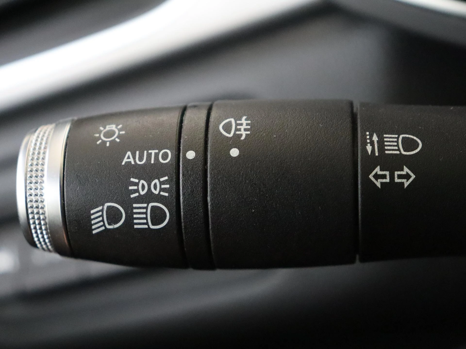 Renault-Captur-image-21
