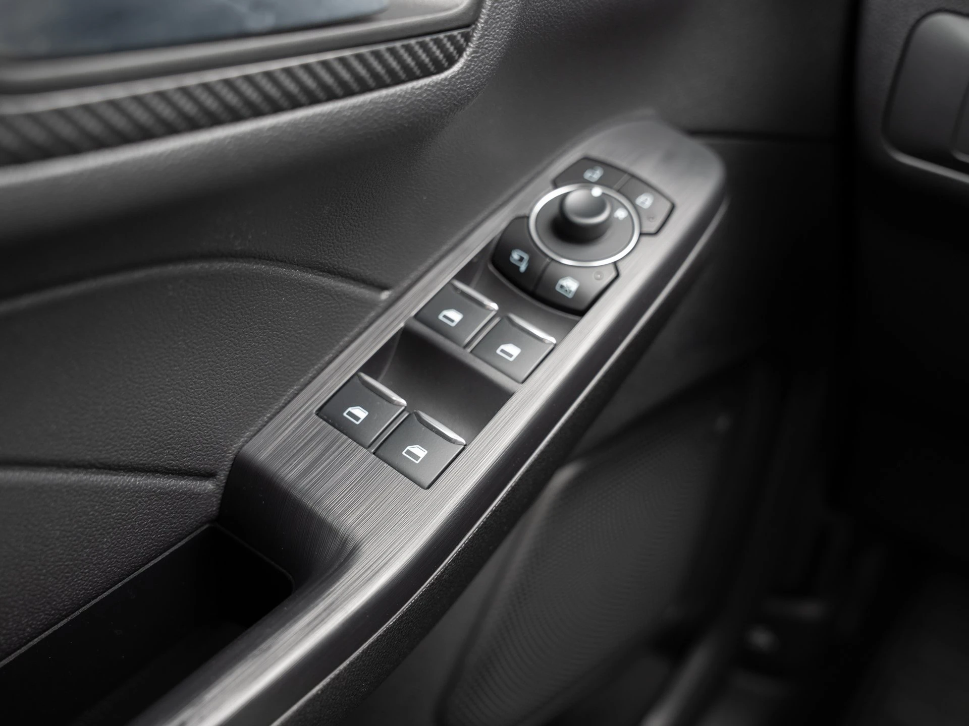 Ford-Kuga-image-17
