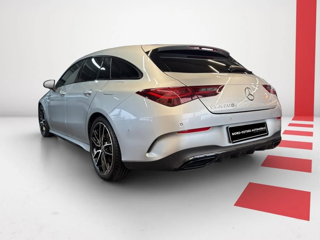 Mercedes-Benz-CLA 200 d-image-3