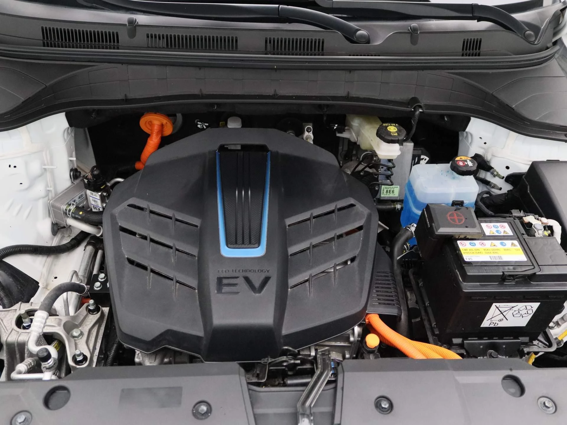 Hyundai-Kona-image-33